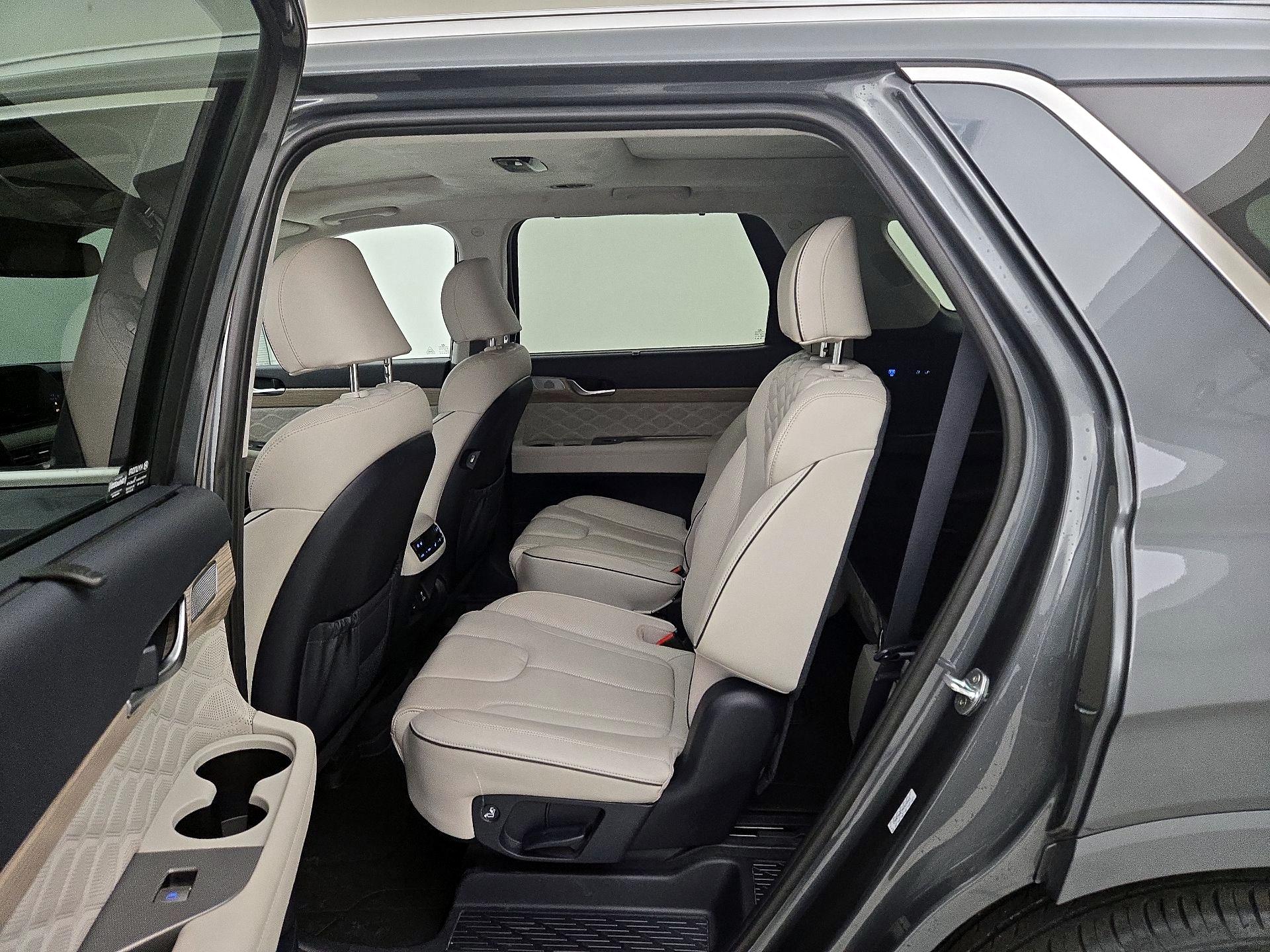 Thumbnail: 2022 Hyundai Palisade - 18