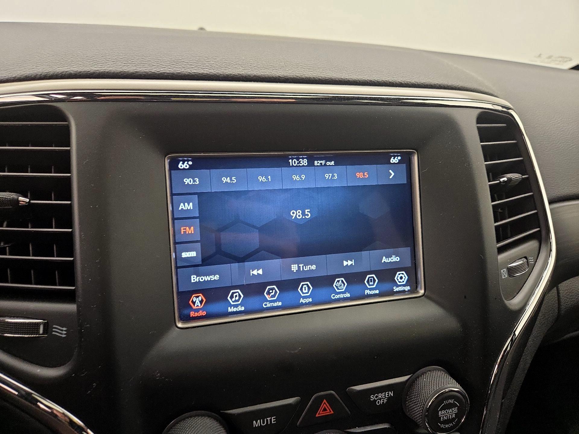 Thumbnail: 2021 Jeep Grand Cherokee - 15