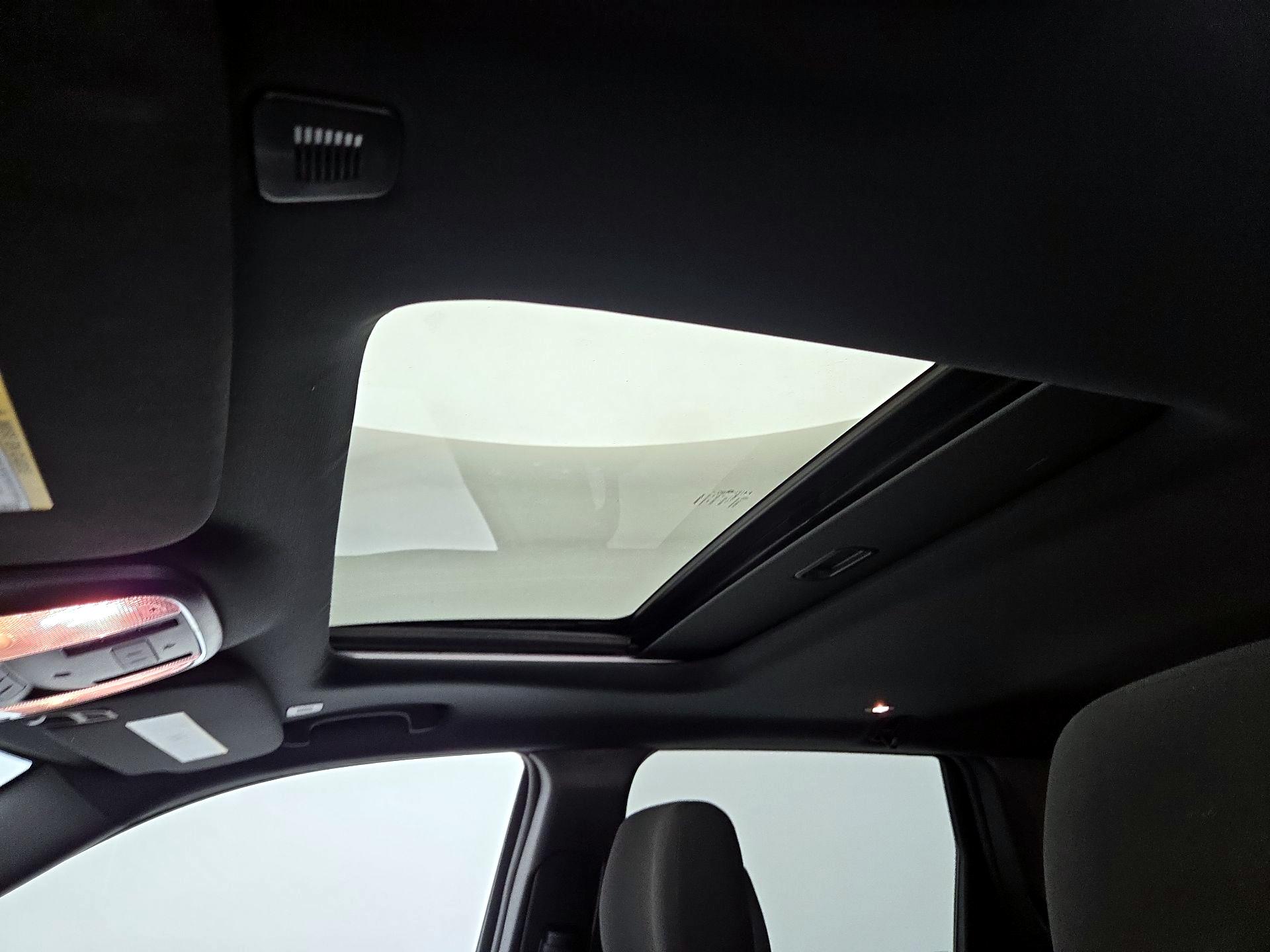 Thumbnail: 2021 Jeep Grand Cherokee - 19