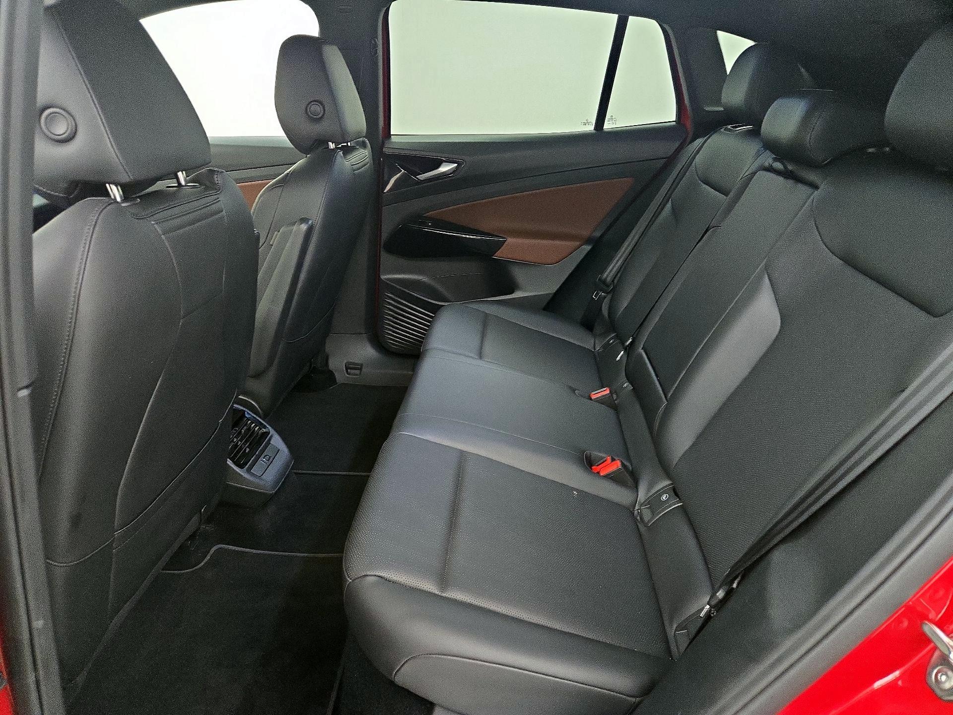 Thumbnail: 2021 Volkswagen ID.4 - 19