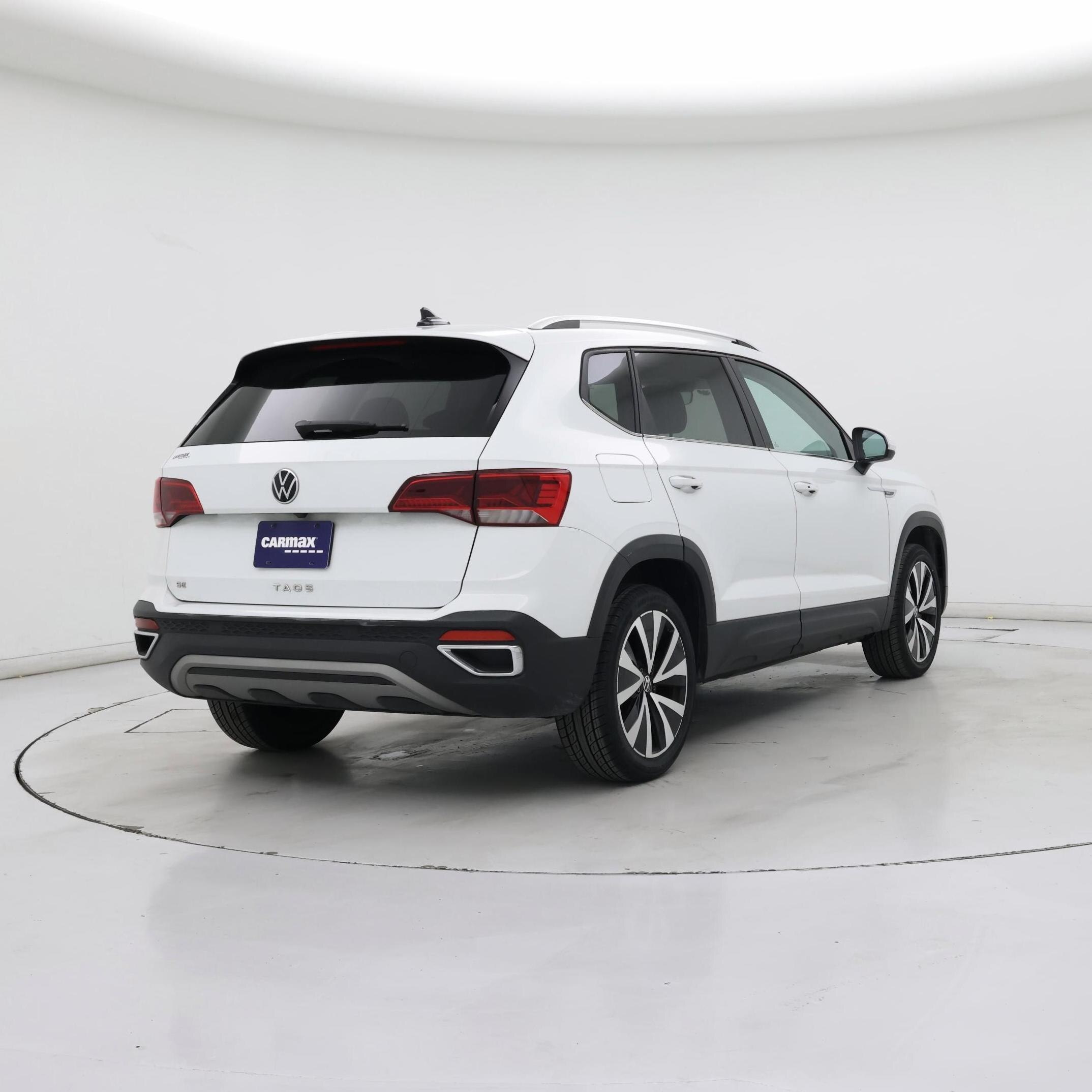 Thumbnail: 2023 Volkswagen Taos - 8