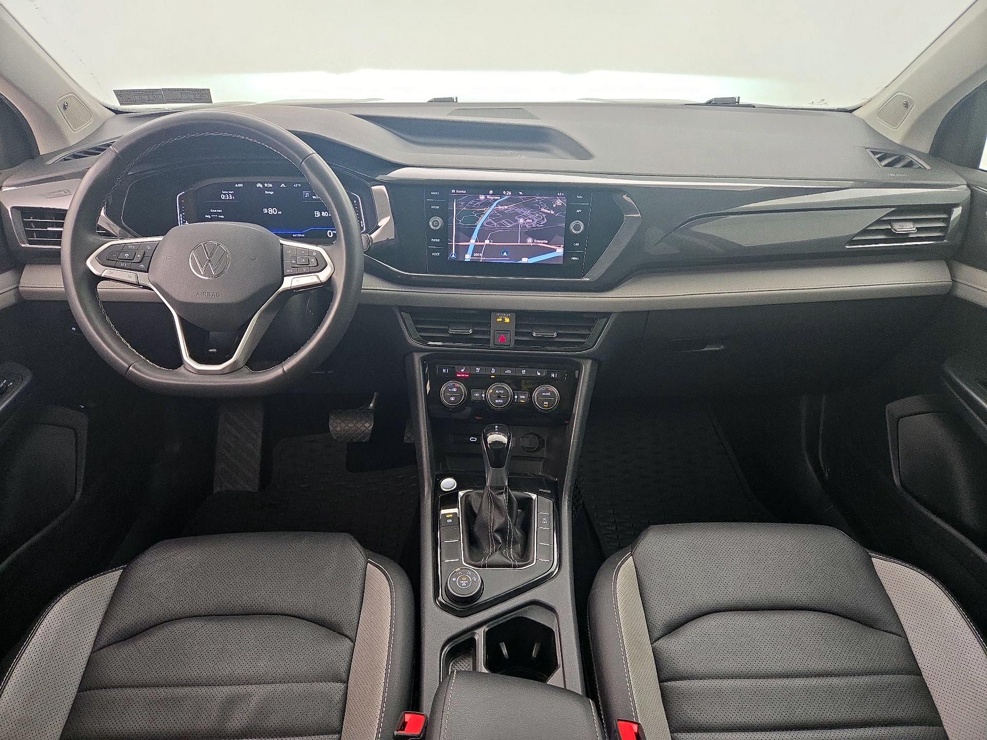 Thumbnail: 2022 Volkswagen Taos - 9