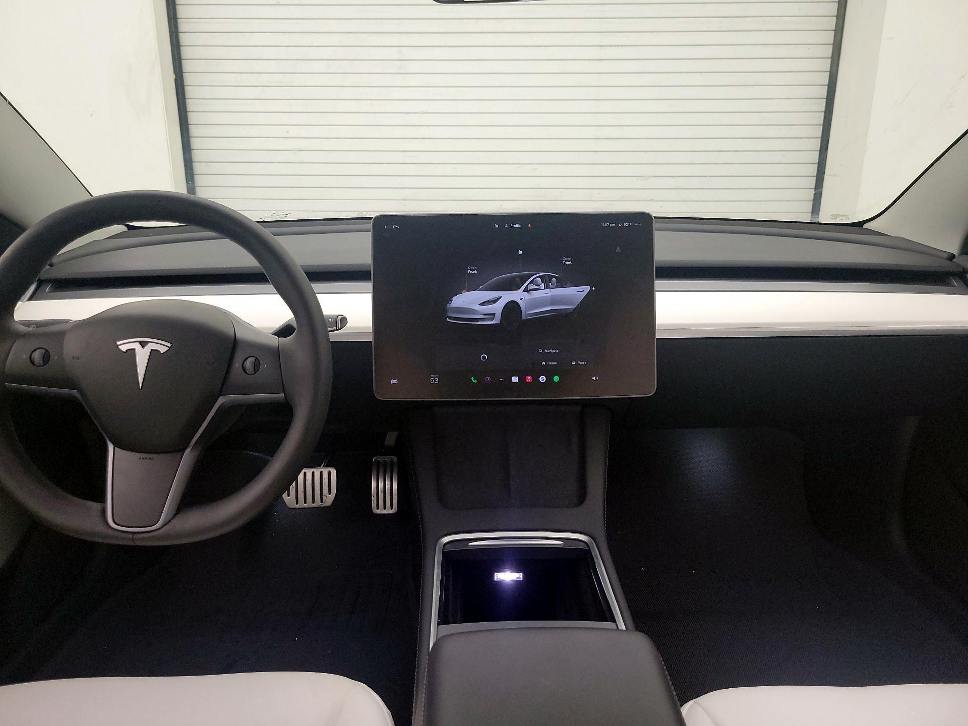 Thumbnail: 2023 Tesla Model 3 - 9