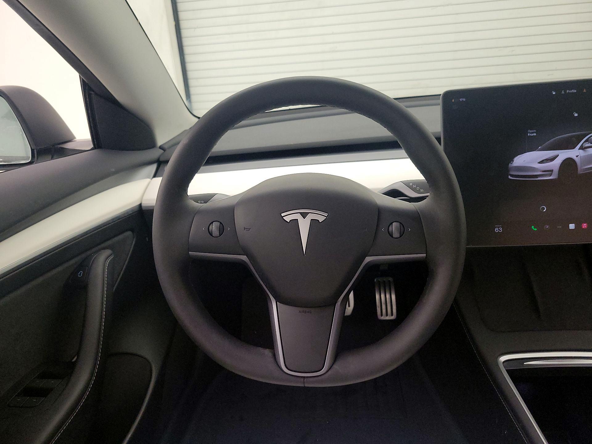 Thumbnail: 2023 Tesla Model 3 - 10