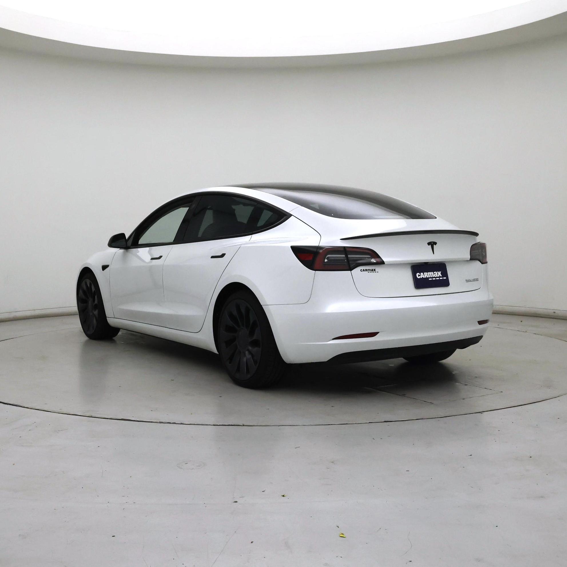 Thumbnail: 2023 Tesla Model 3 - 2