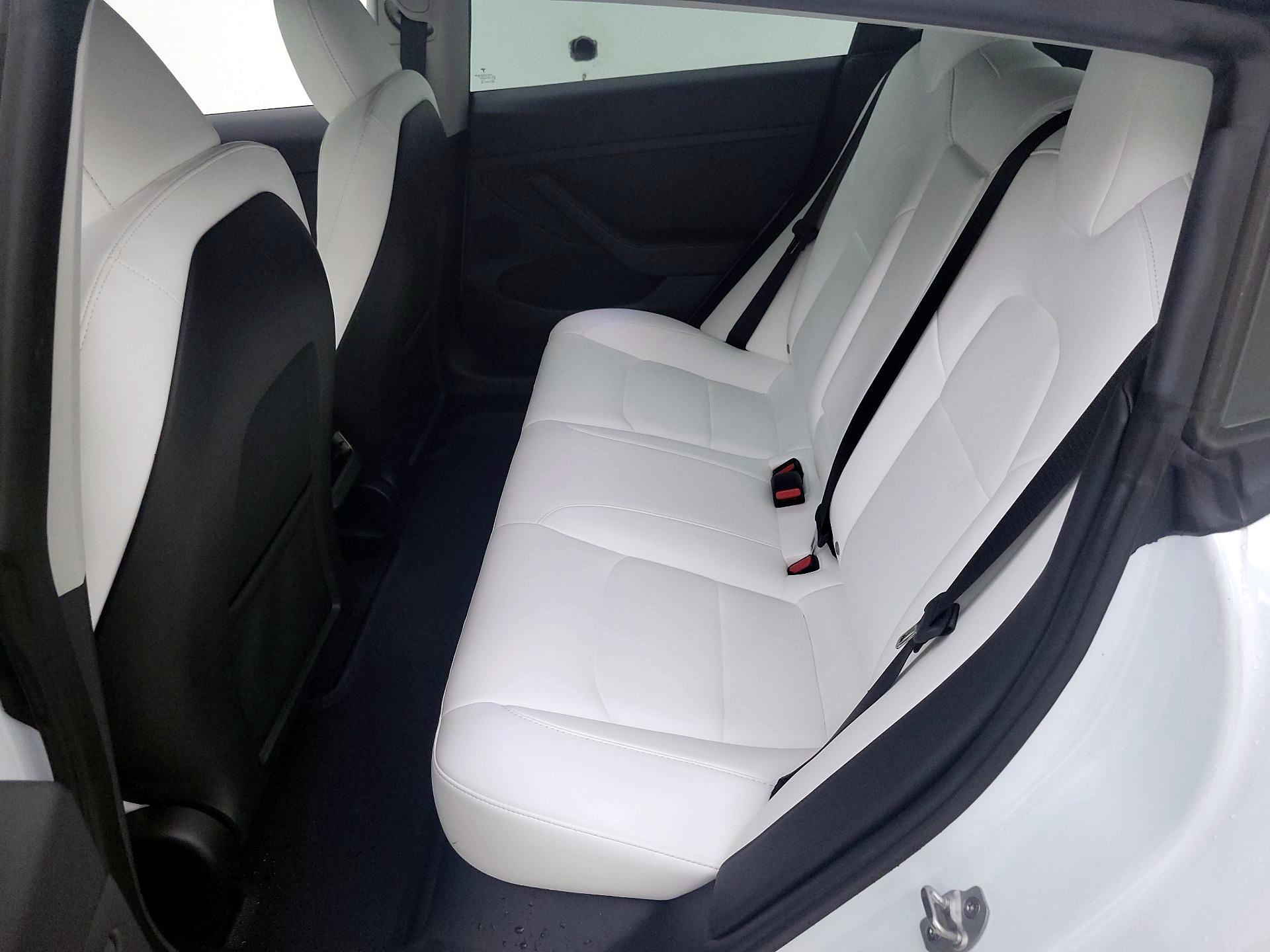 Thumbnail: 2023 Tesla Model 3 - 19