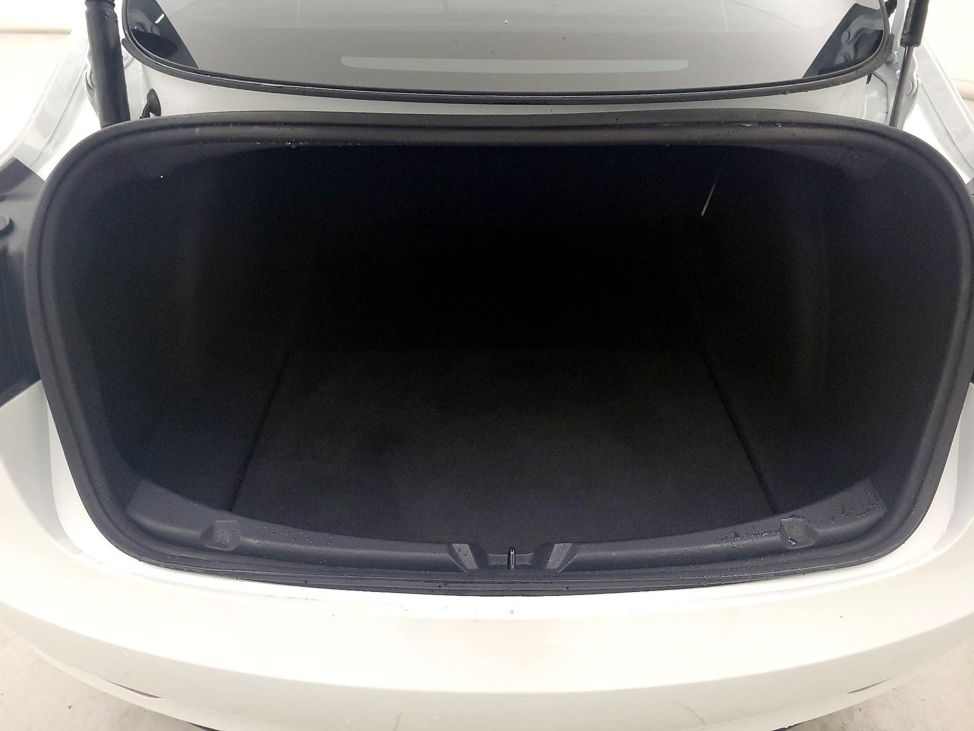 Thumbnail: 2023 Tesla Model 3 - 20