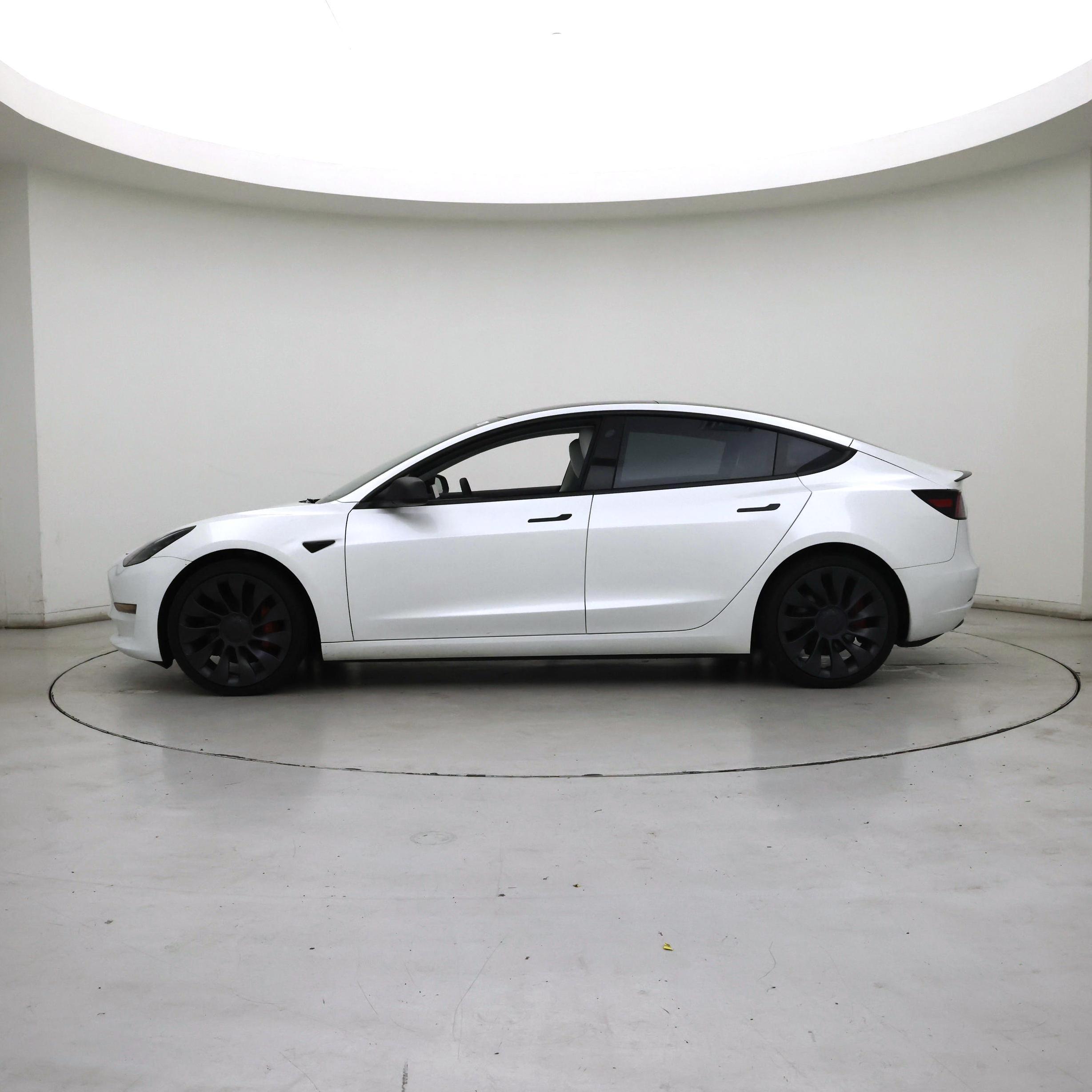 Thumbnail: 2023 Tesla Model 3 - 3