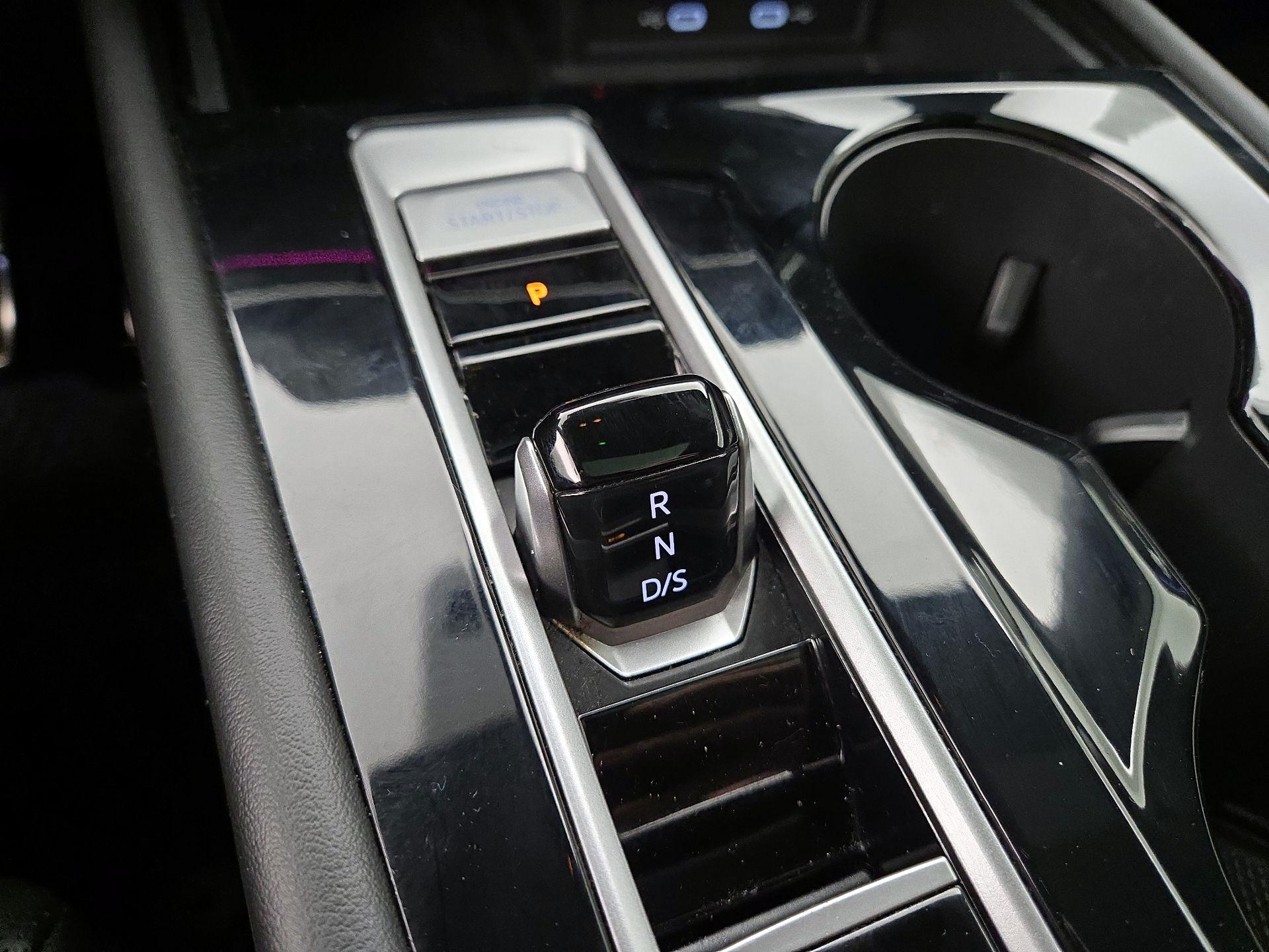 Thumbnail: 2024 Volkswagen Atlas - 18