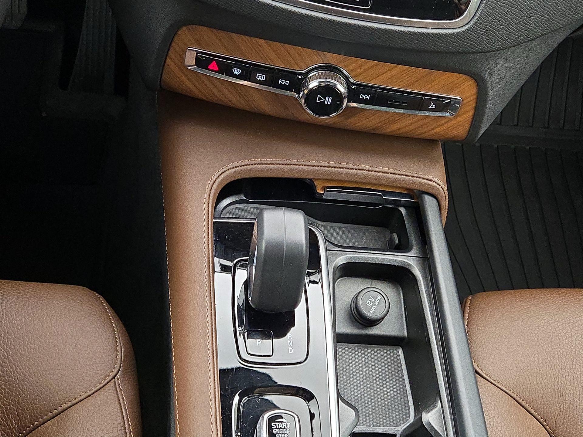 Thumbnail: 2024 Volvo XC90 - 18