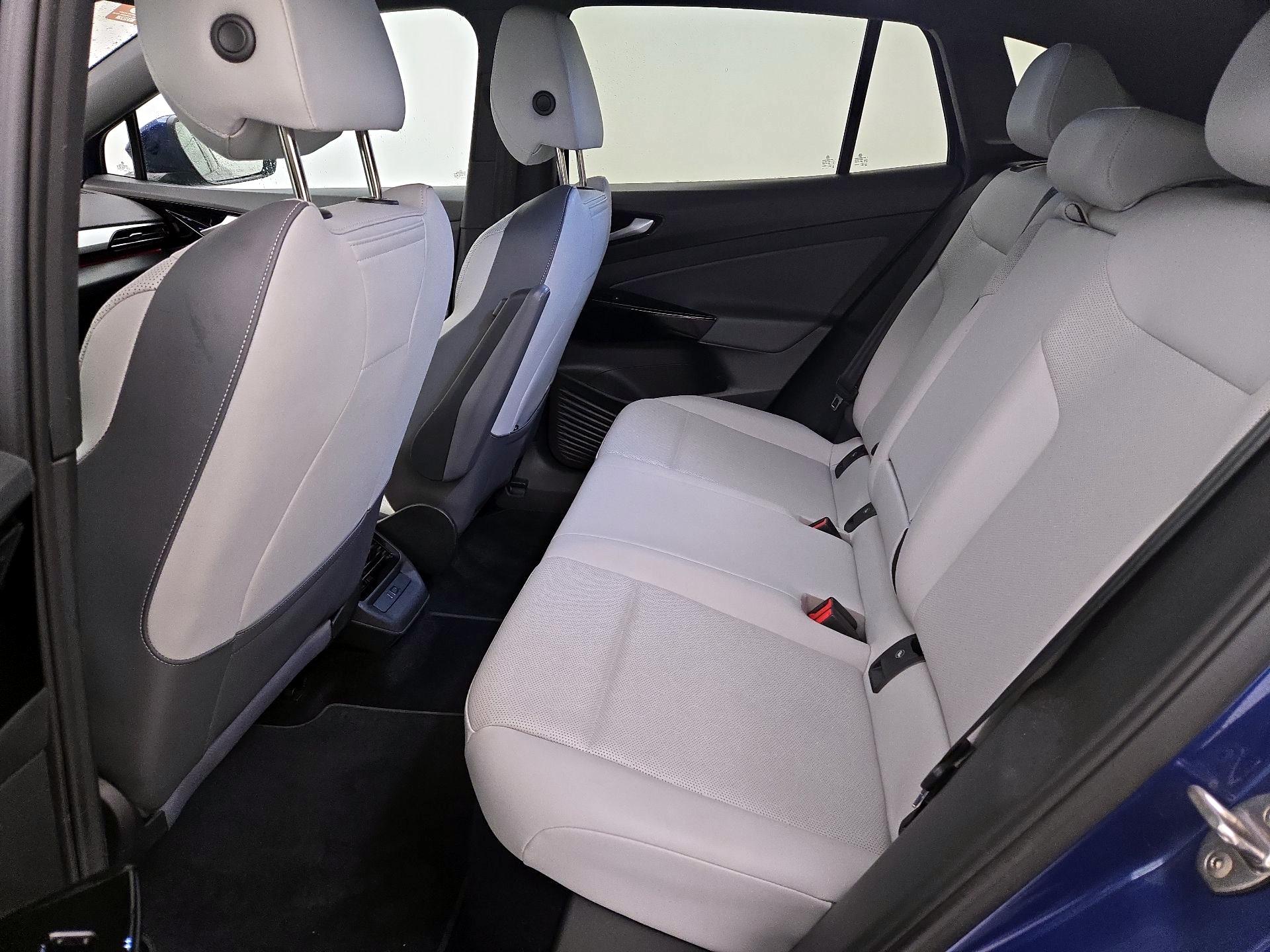 Thumbnail: 2022 Volkswagen ID.4 - 18