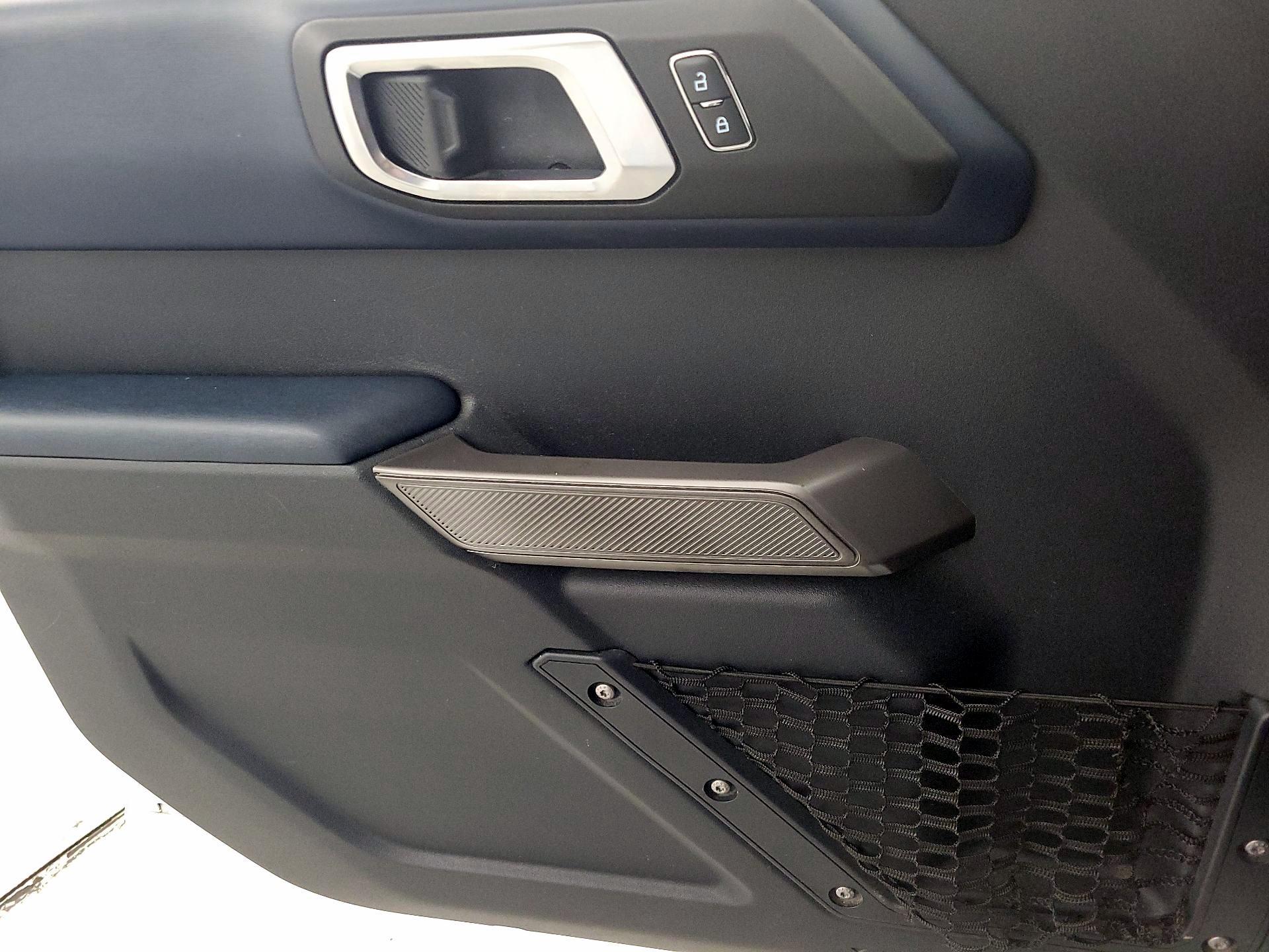 Thumbnail: 2021 Ford Bronco - 12