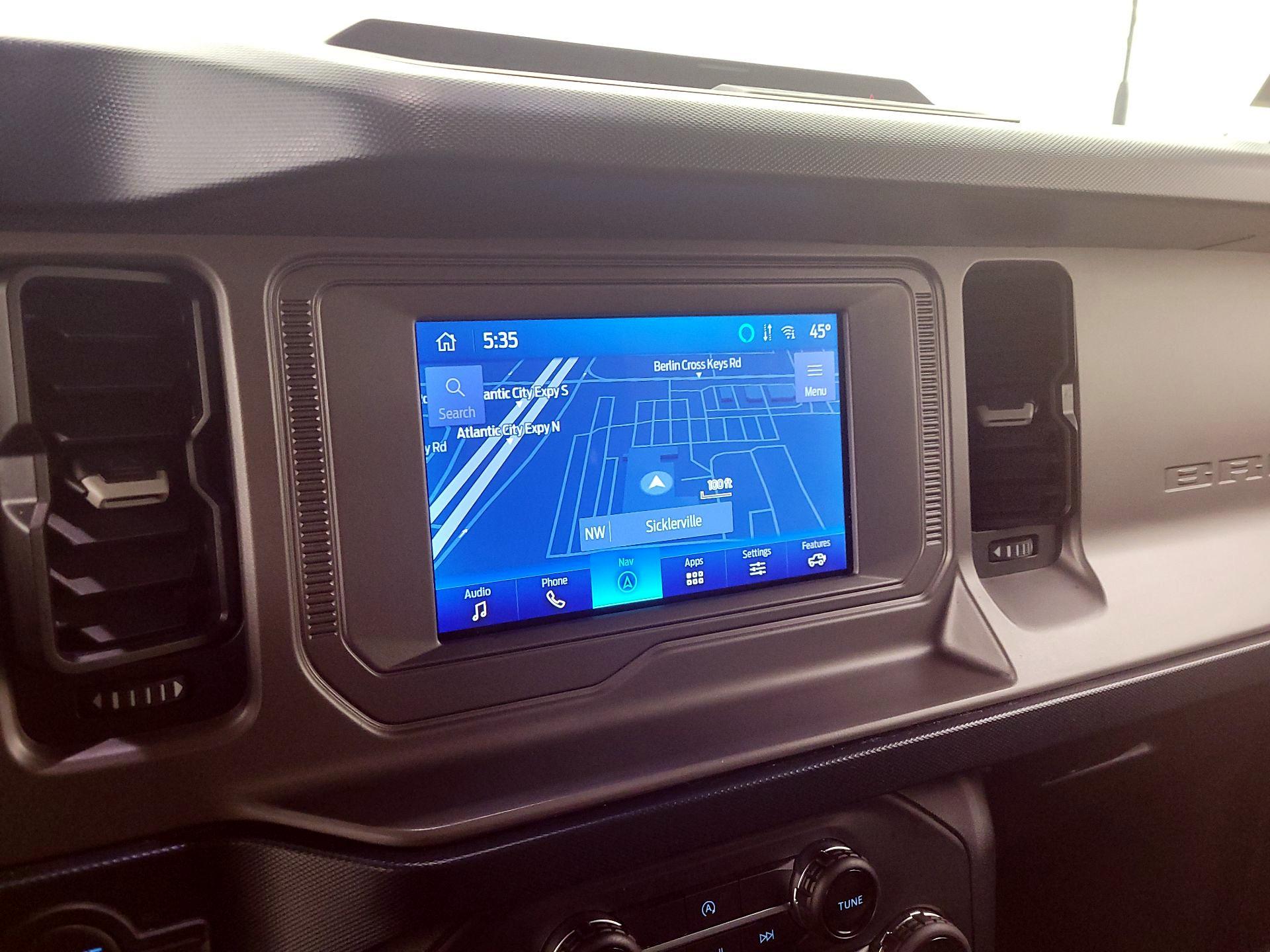 Thumbnail: 2021 Ford Bronco - 14