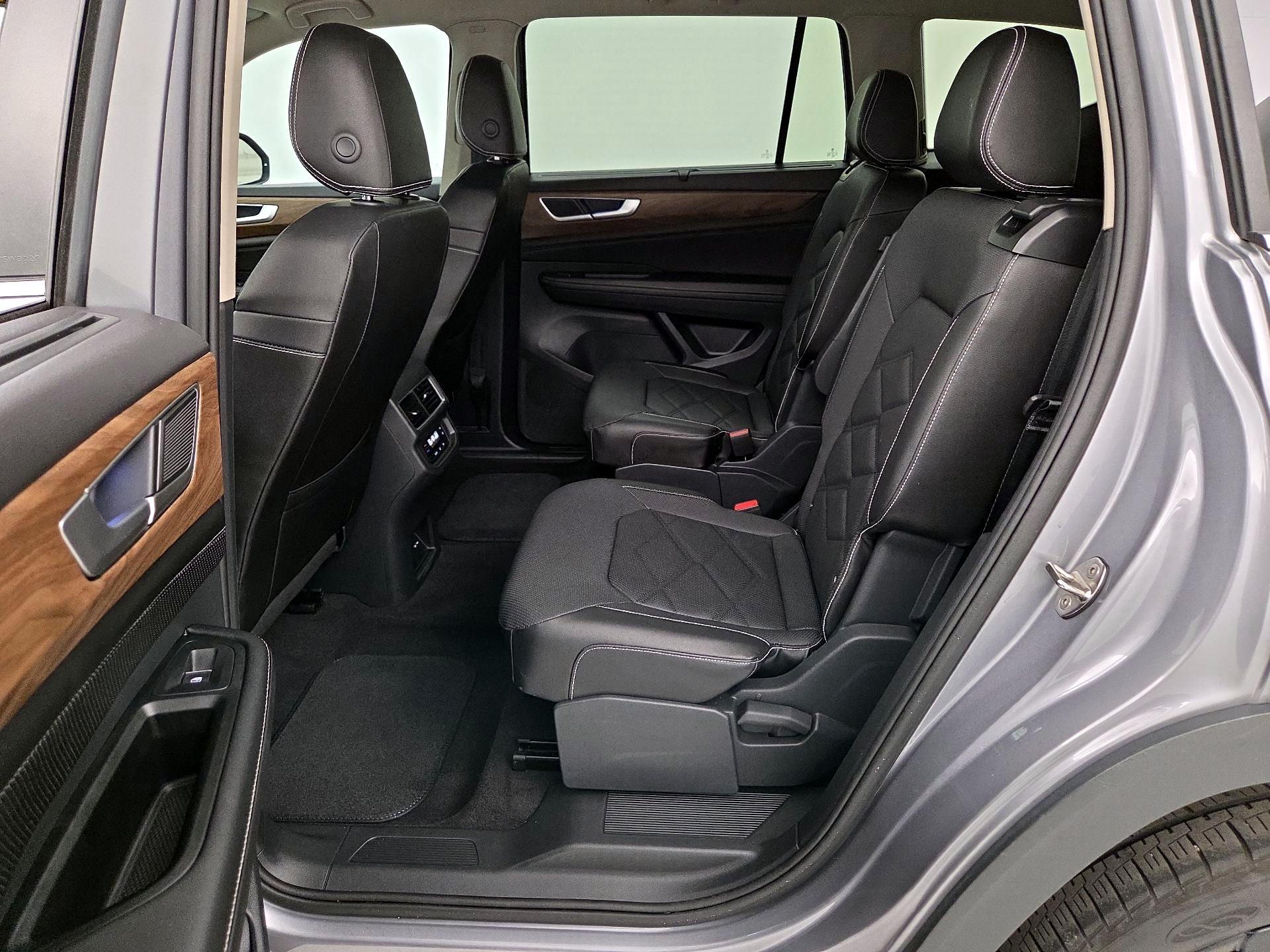 Thumbnail: 2024 Volkswagen Atlas - 19