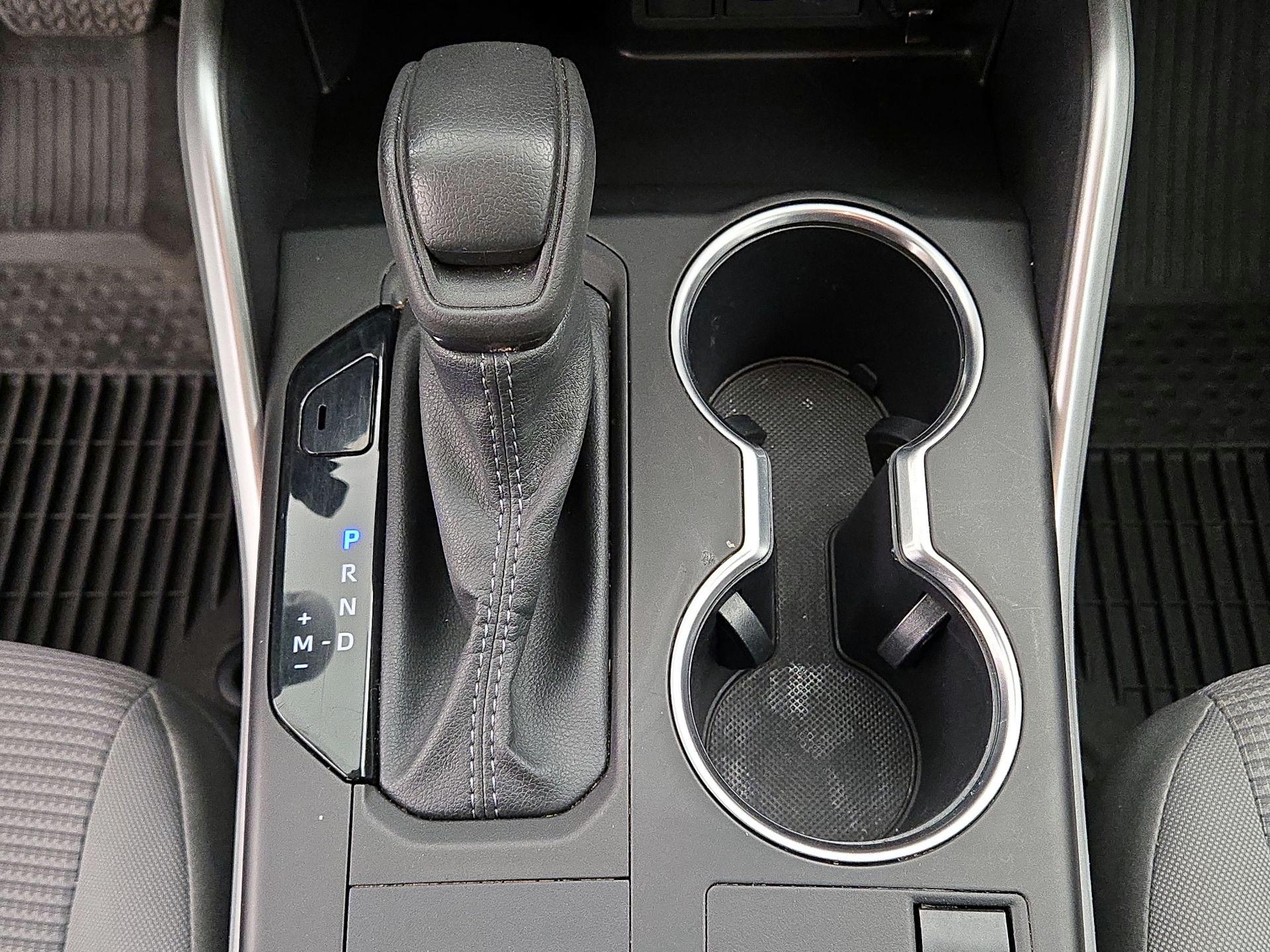 Thumbnail: 2023 Toyota Highlander - 16