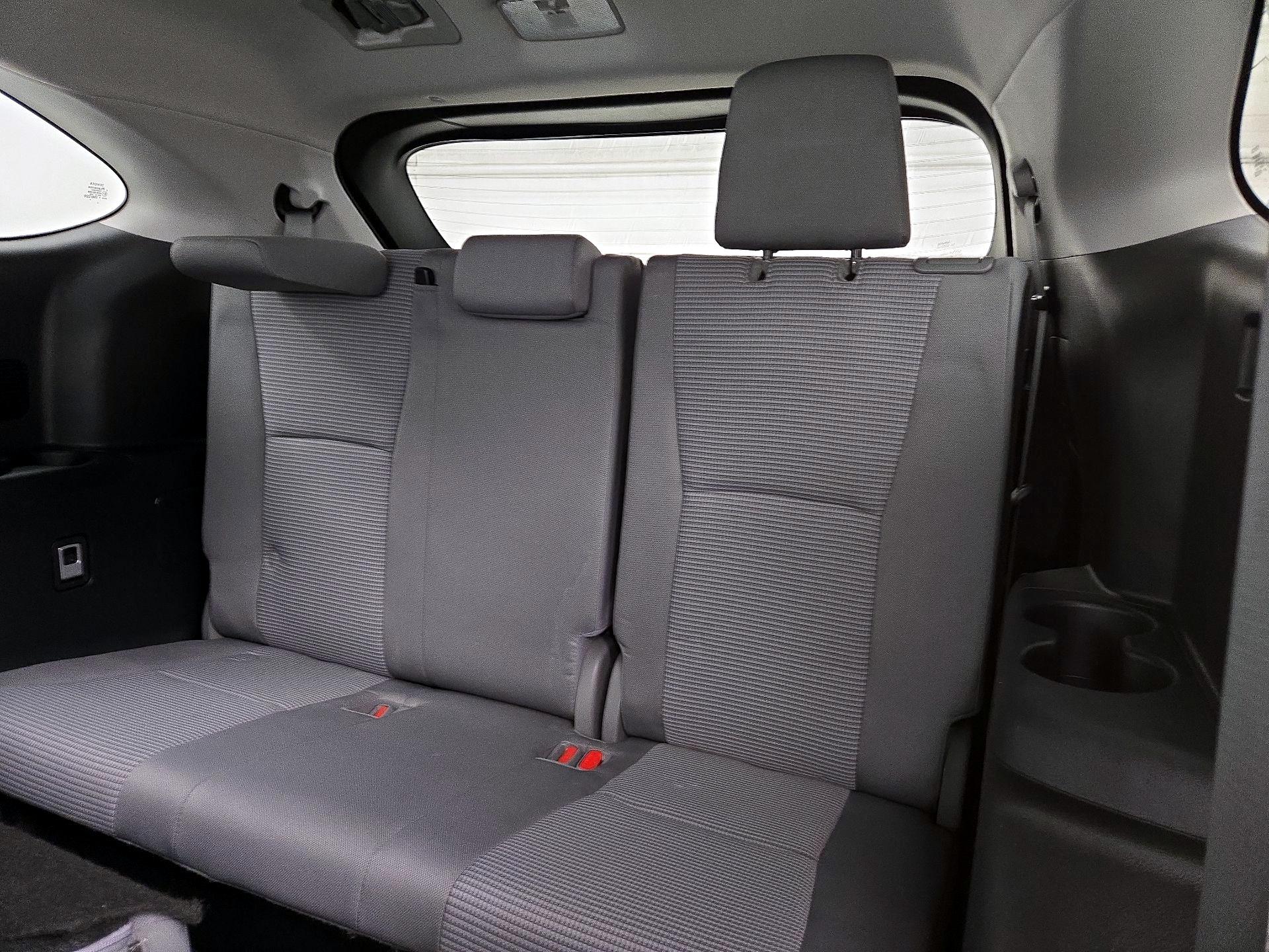 Thumbnail: 2023 Toyota Highlander - 19