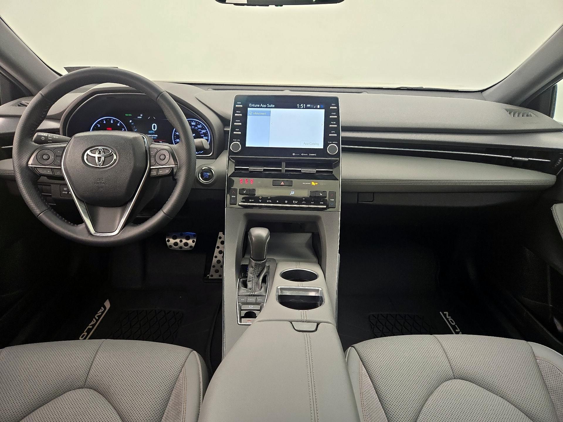 Thumbnail: 2019 Toyota Avalon - 9