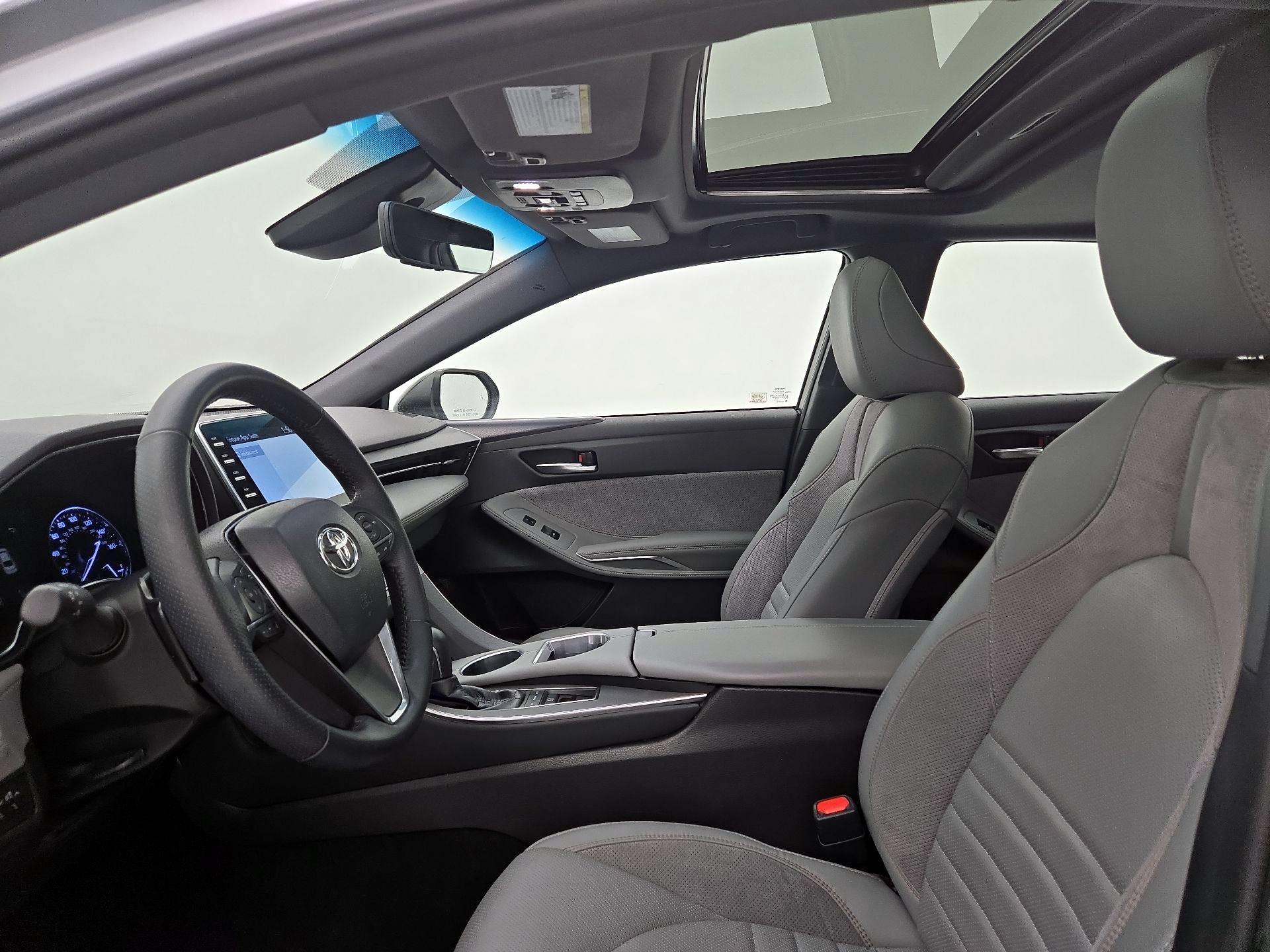 Thumbnail: 2019 Toyota Avalon - 19