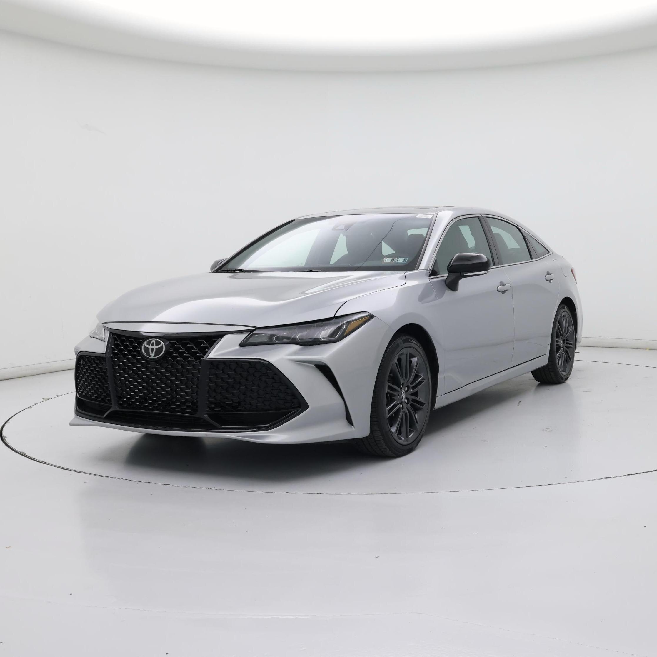 Thumbnail: 2019 Toyota Avalon - 4