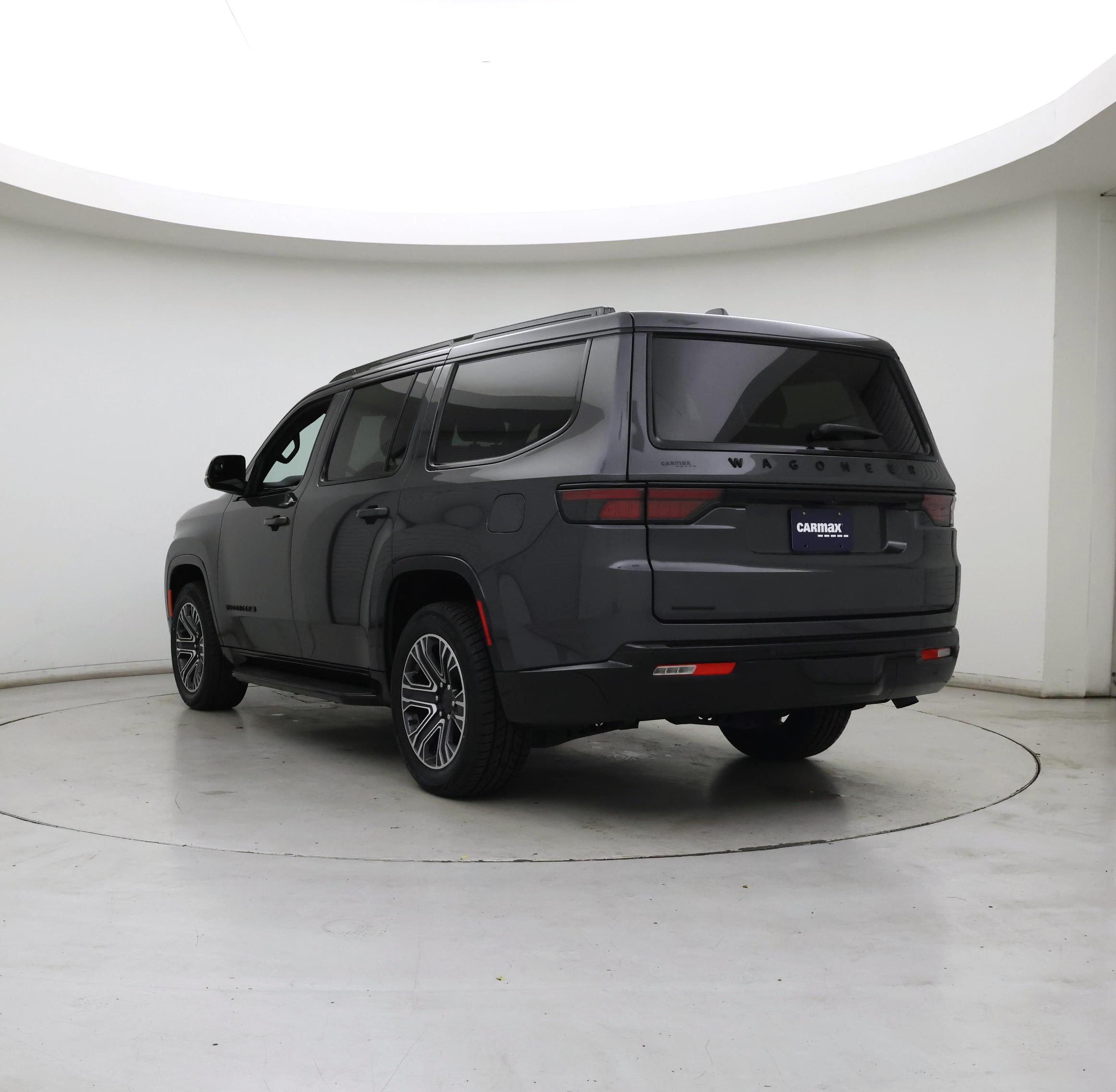 Thumbnail: 2023 Jeep Wagoneer - 2