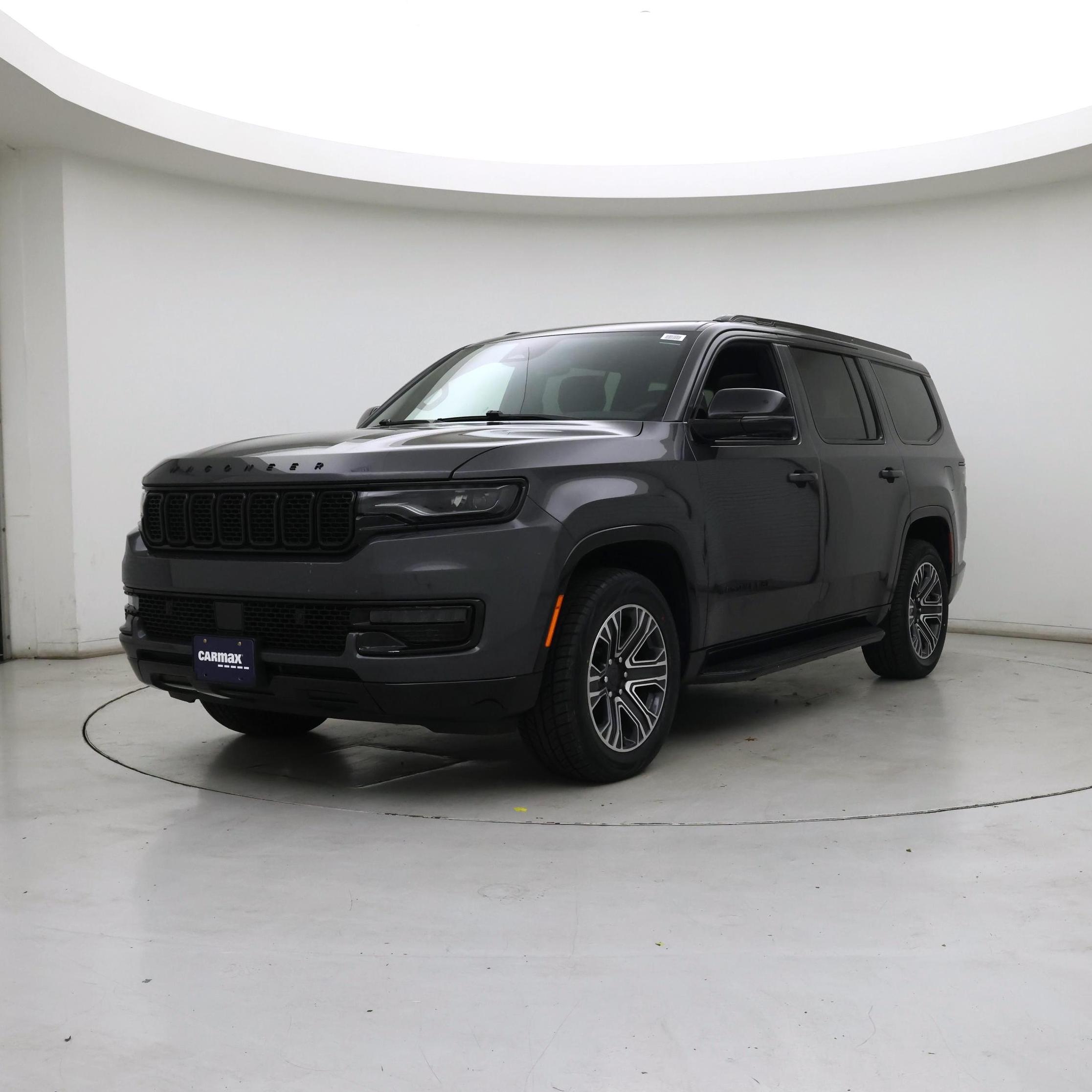 Thumbnail: 2023 Jeep Wagoneer - 4