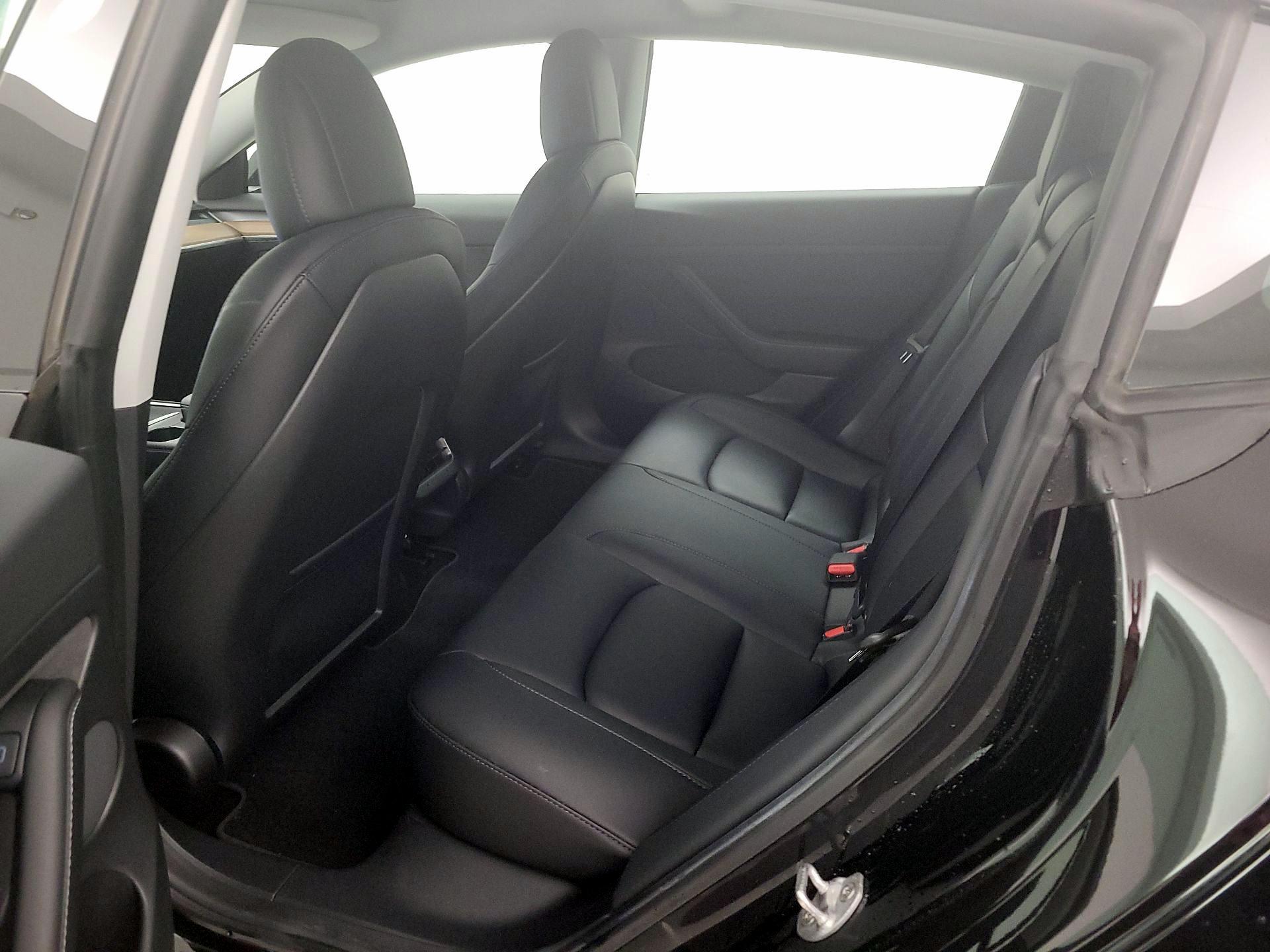 Thumbnail: 2021 Tesla Model 3 - 18