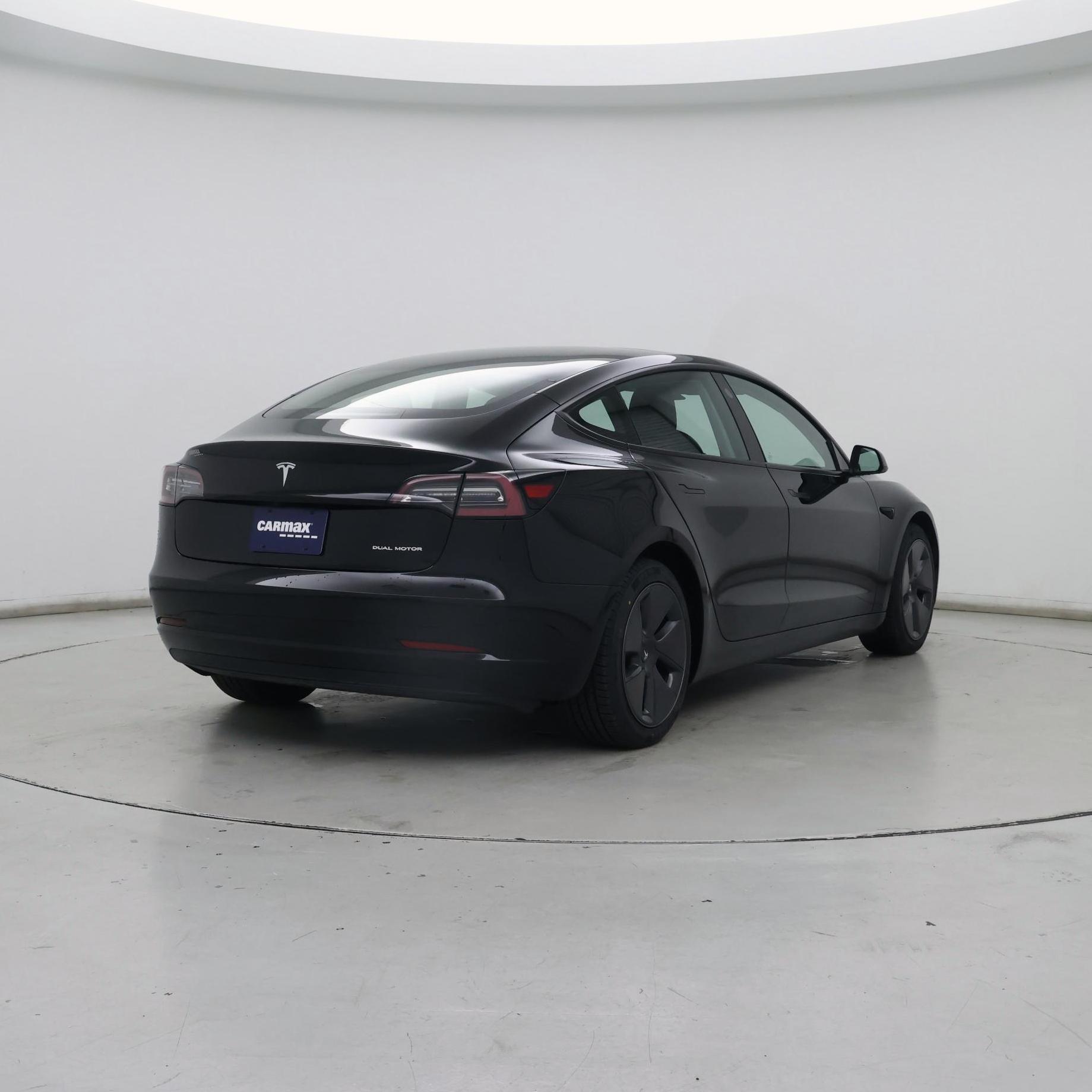 Thumbnail: 2021 Tesla Model 3 - 8