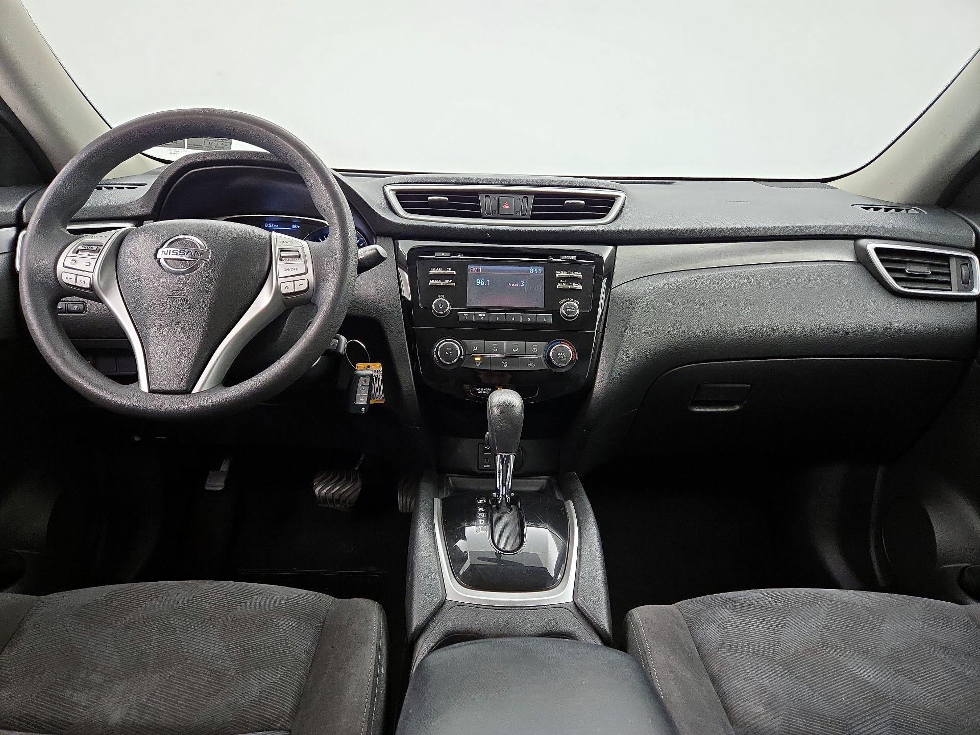 Thumbnail: 2015 Nissan Rogue - 9