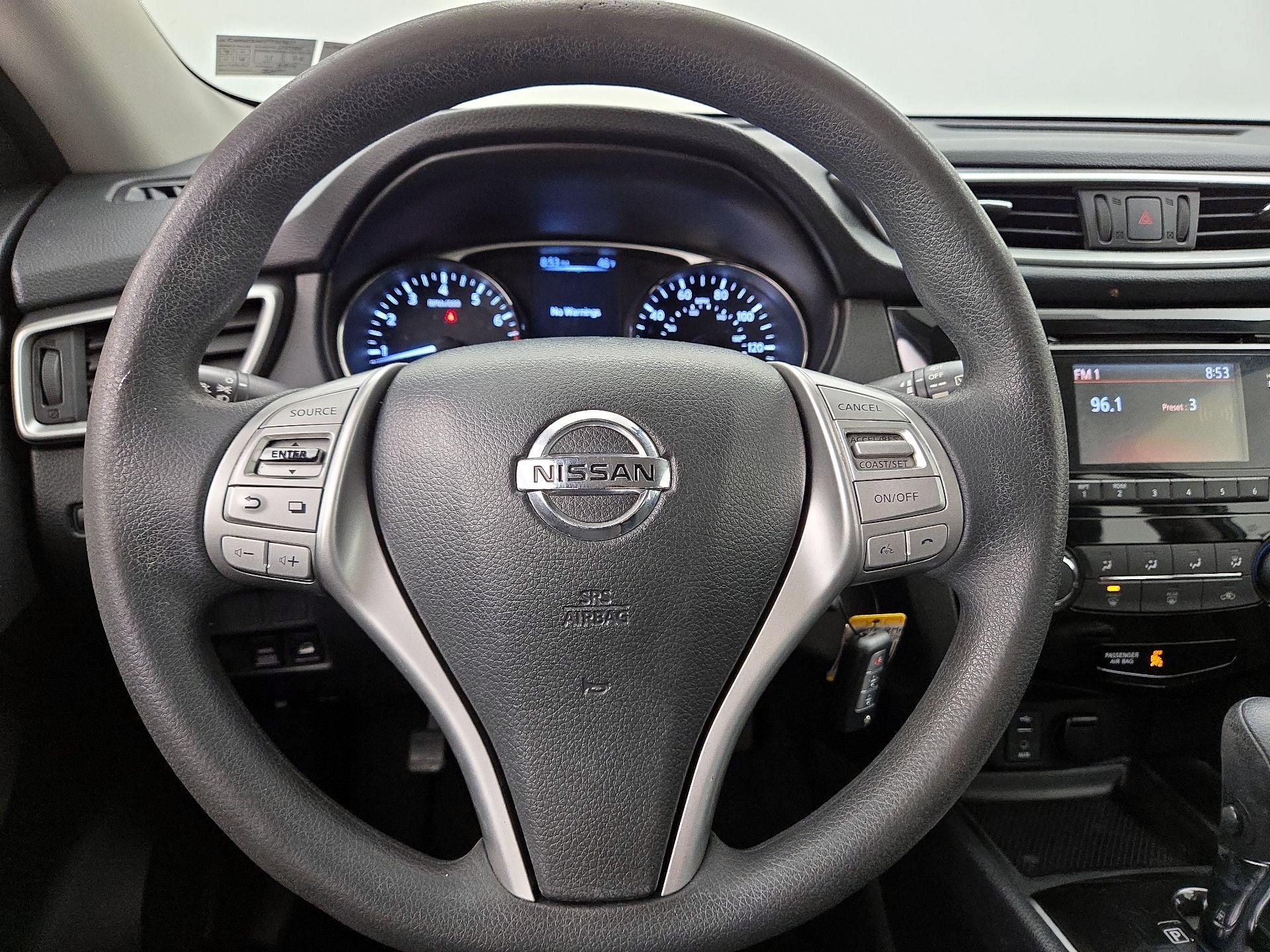 Thumbnail: 2015 Nissan Rogue - 10