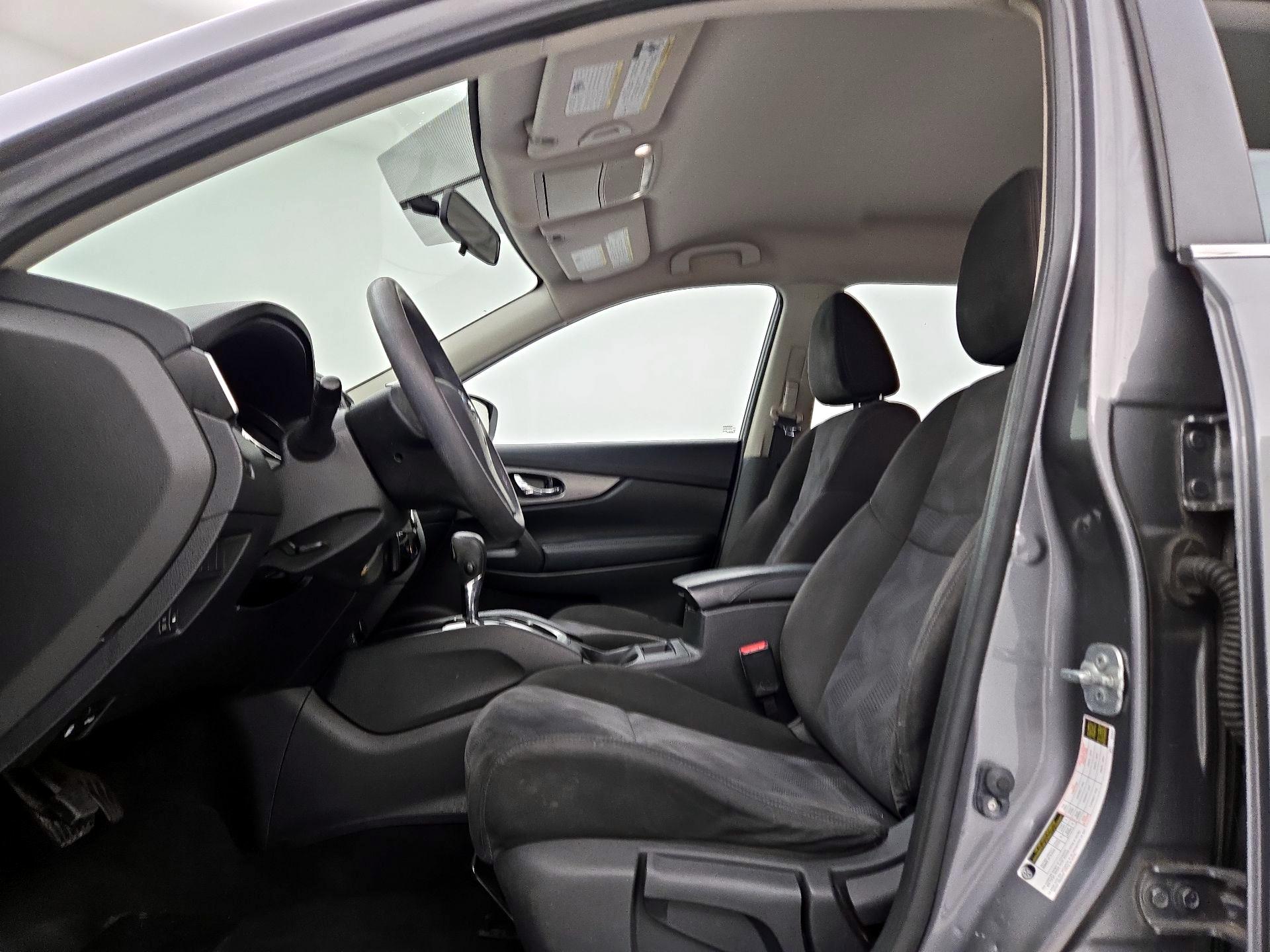 Thumbnail: 2015 Nissan Rogue - 11