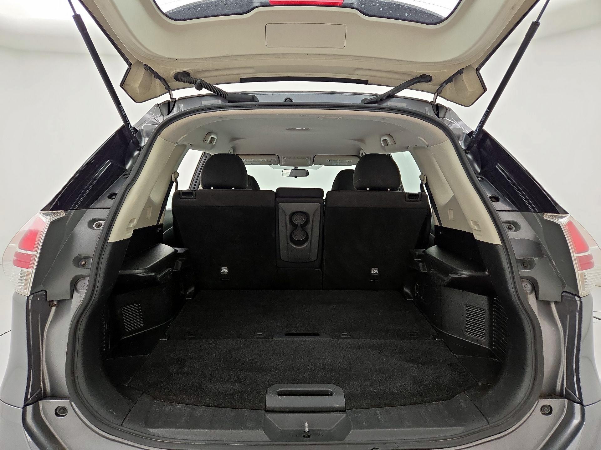 Thumbnail: 2015 Nissan Rogue - 19