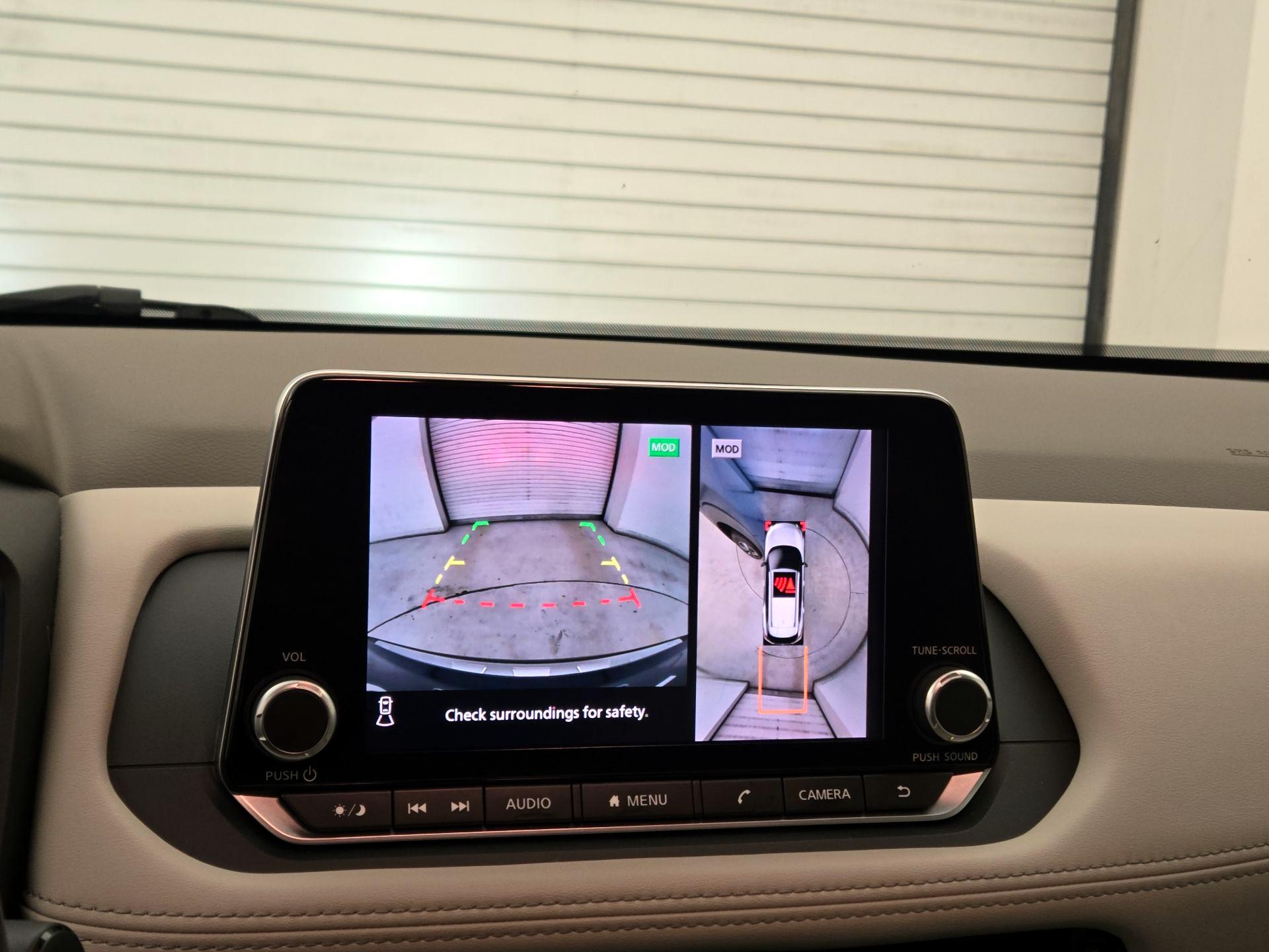 Thumbnail: 2022 Nissan Rogue - 14