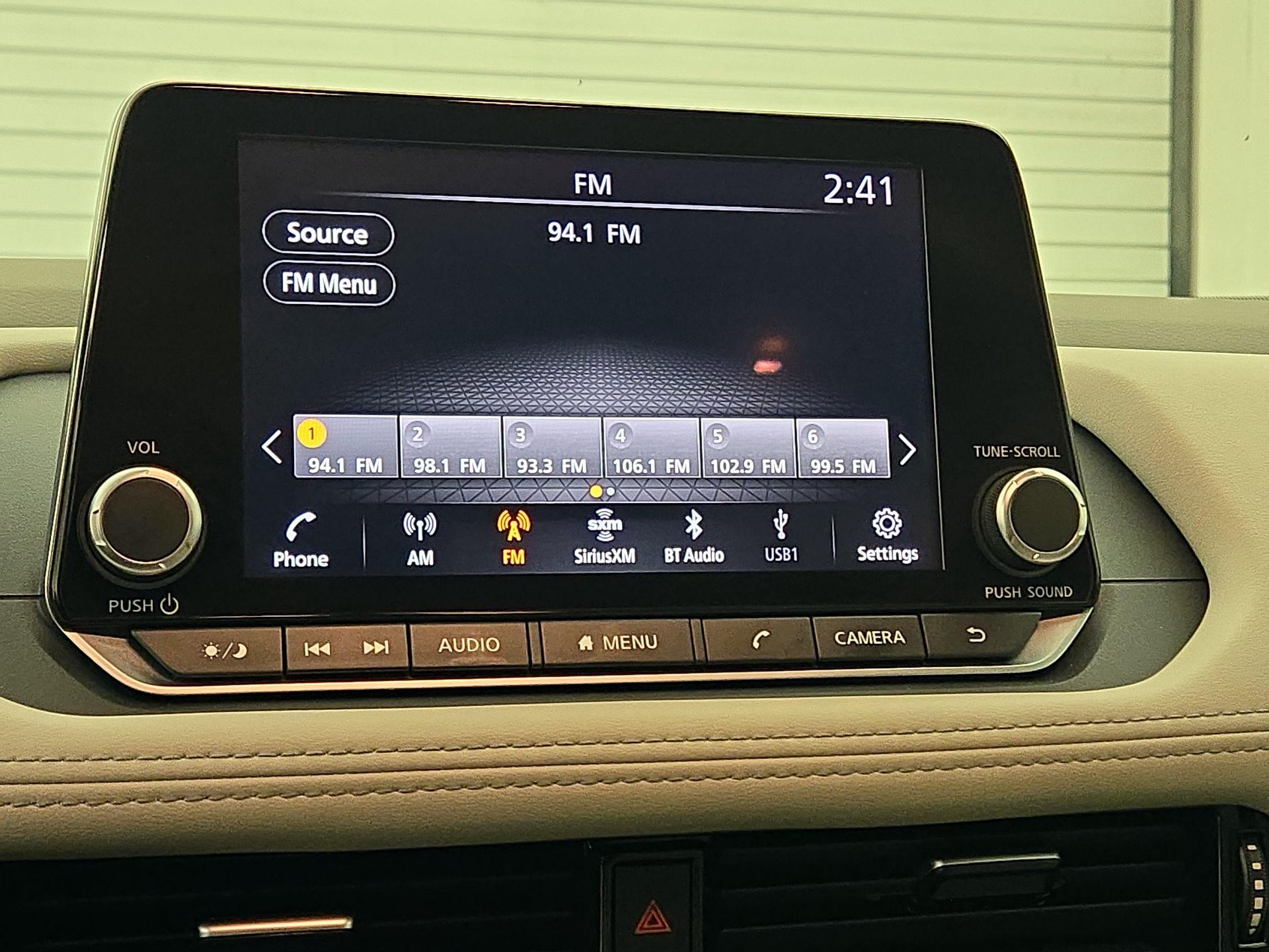 Thumbnail: 2022 Nissan Rogue - 15