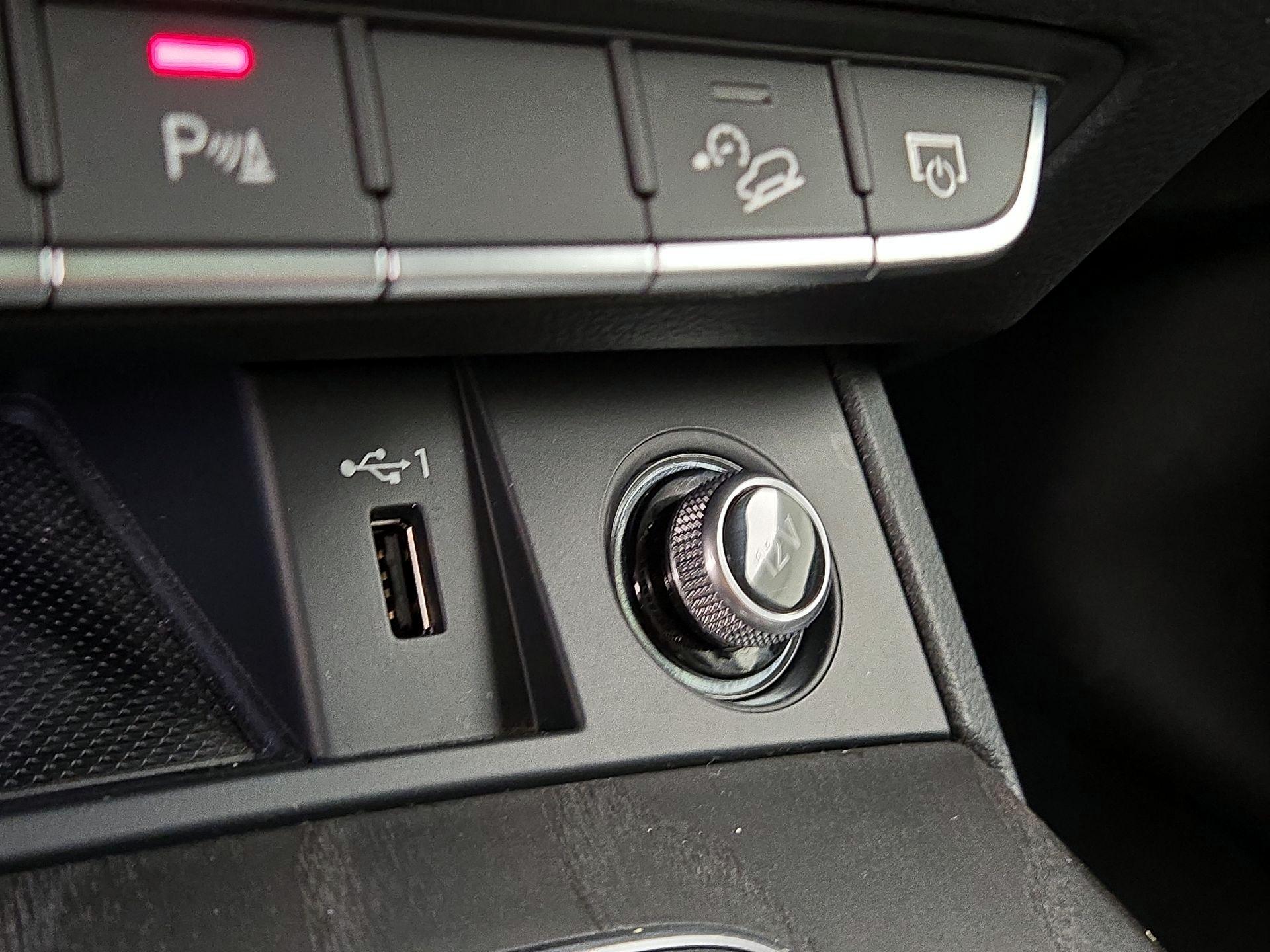 Thumbnail: 2018 Audi Q5 - 19