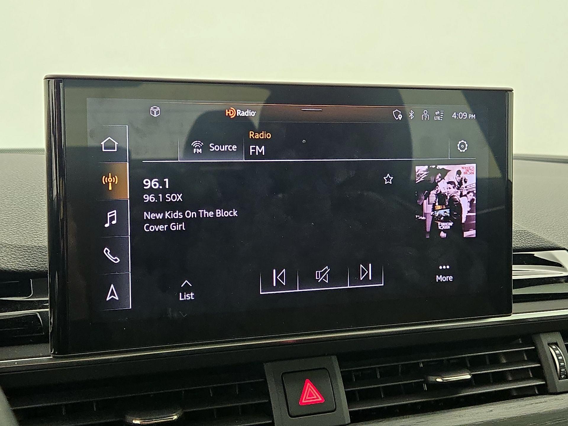 Thumbnail: 2022 Audi A4 - 16