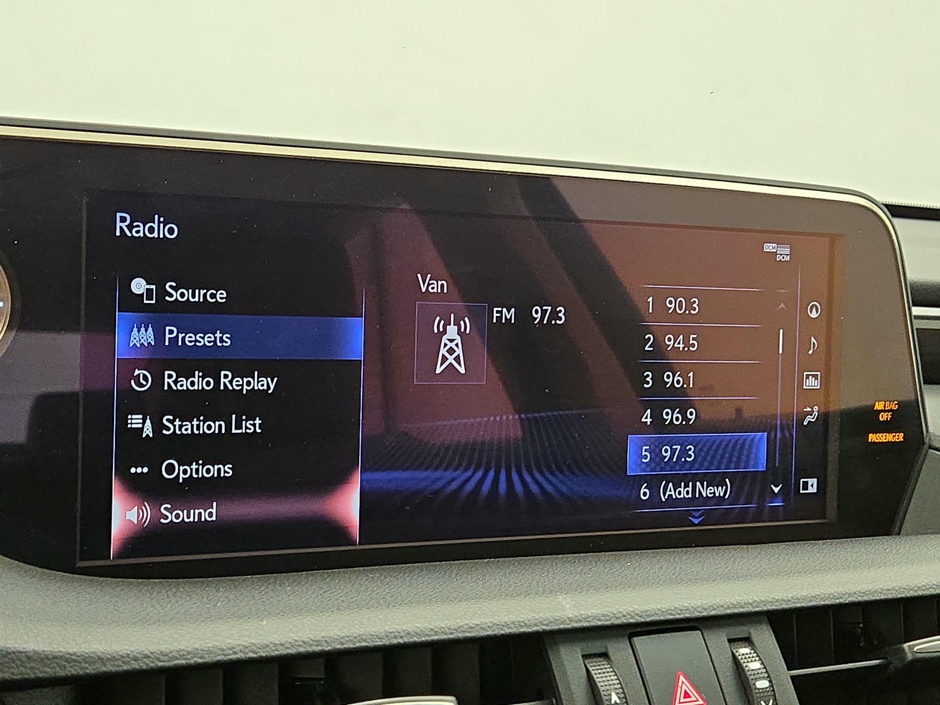 Thumbnail: 2019 Lexus ES - 15