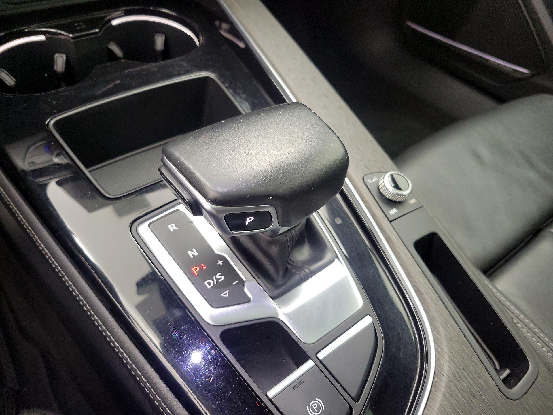 Thumbnail: 2022 Audi A4 - 16