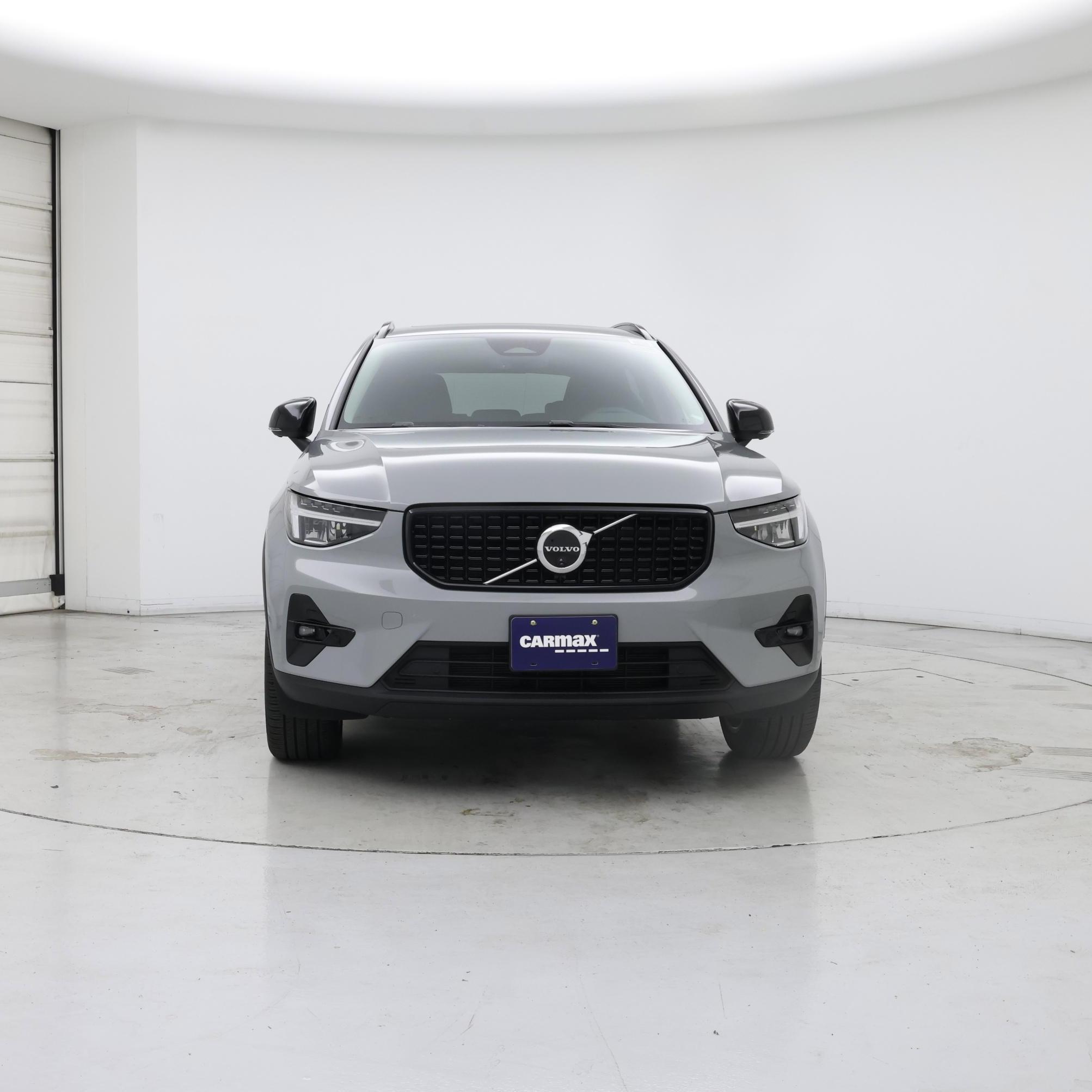 Thumbnail: 2025 Volvo XC40 - 5