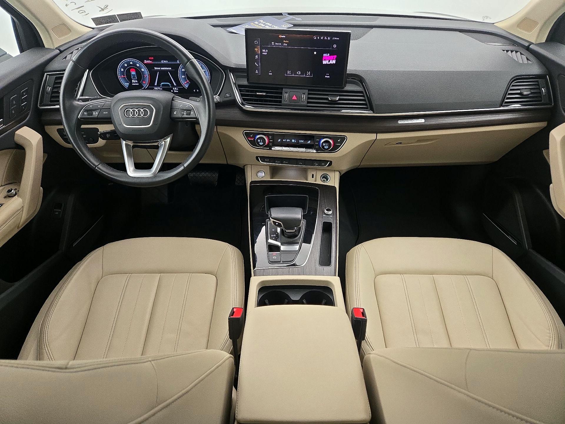 Thumbnail: 2023 Audi Q5 - 9