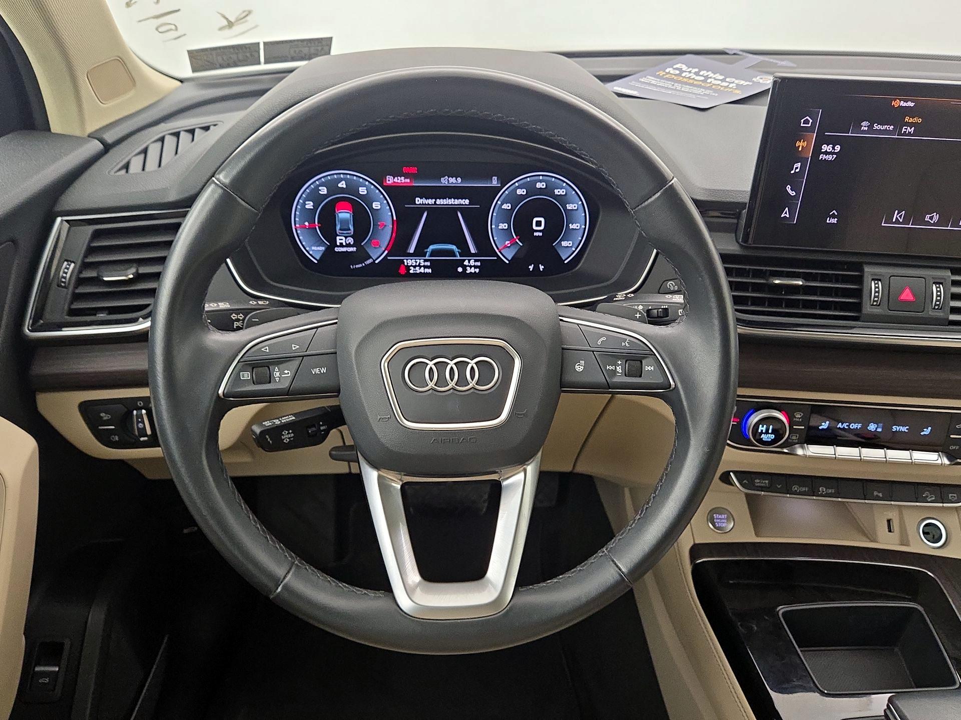 Thumbnail: 2023 Audi Q5 - 10