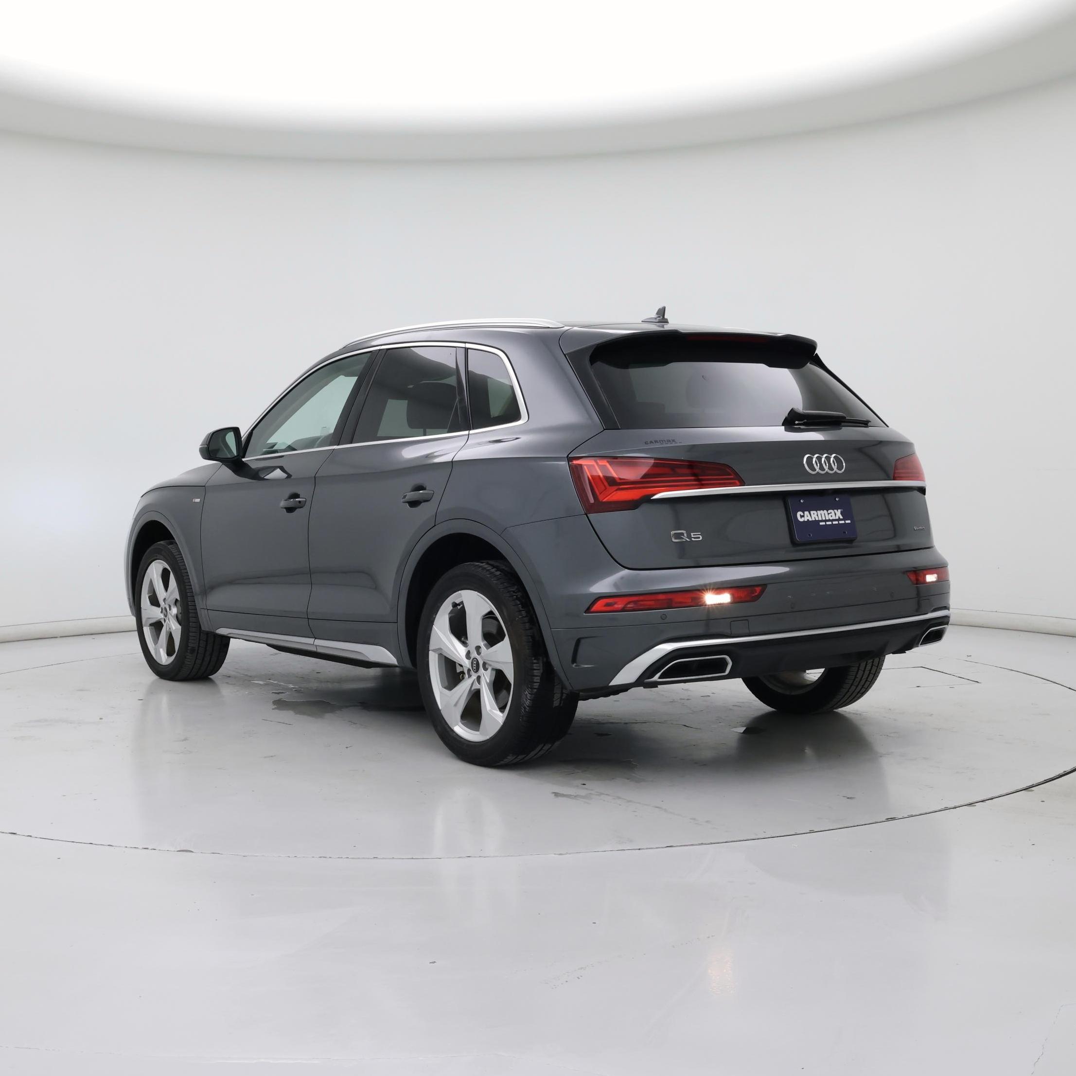 Thumbnail: 2023 Audi Q5 - 2