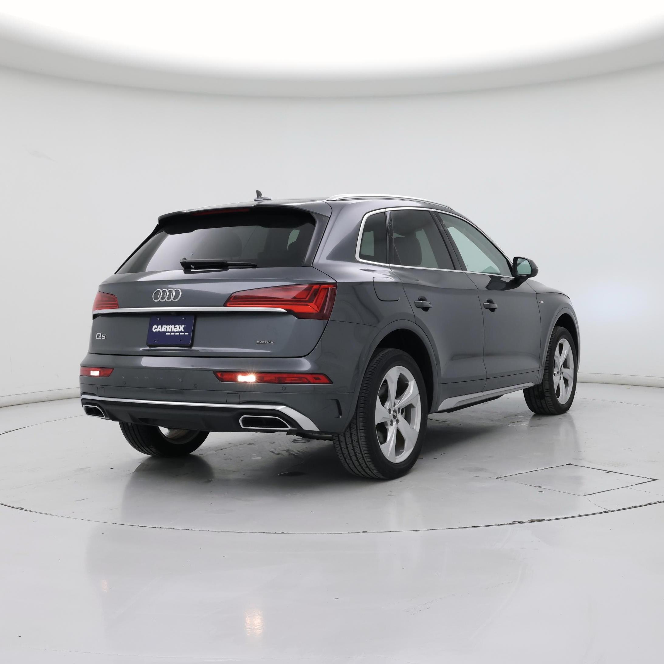 Thumbnail: 2023 Audi Q5 - 8