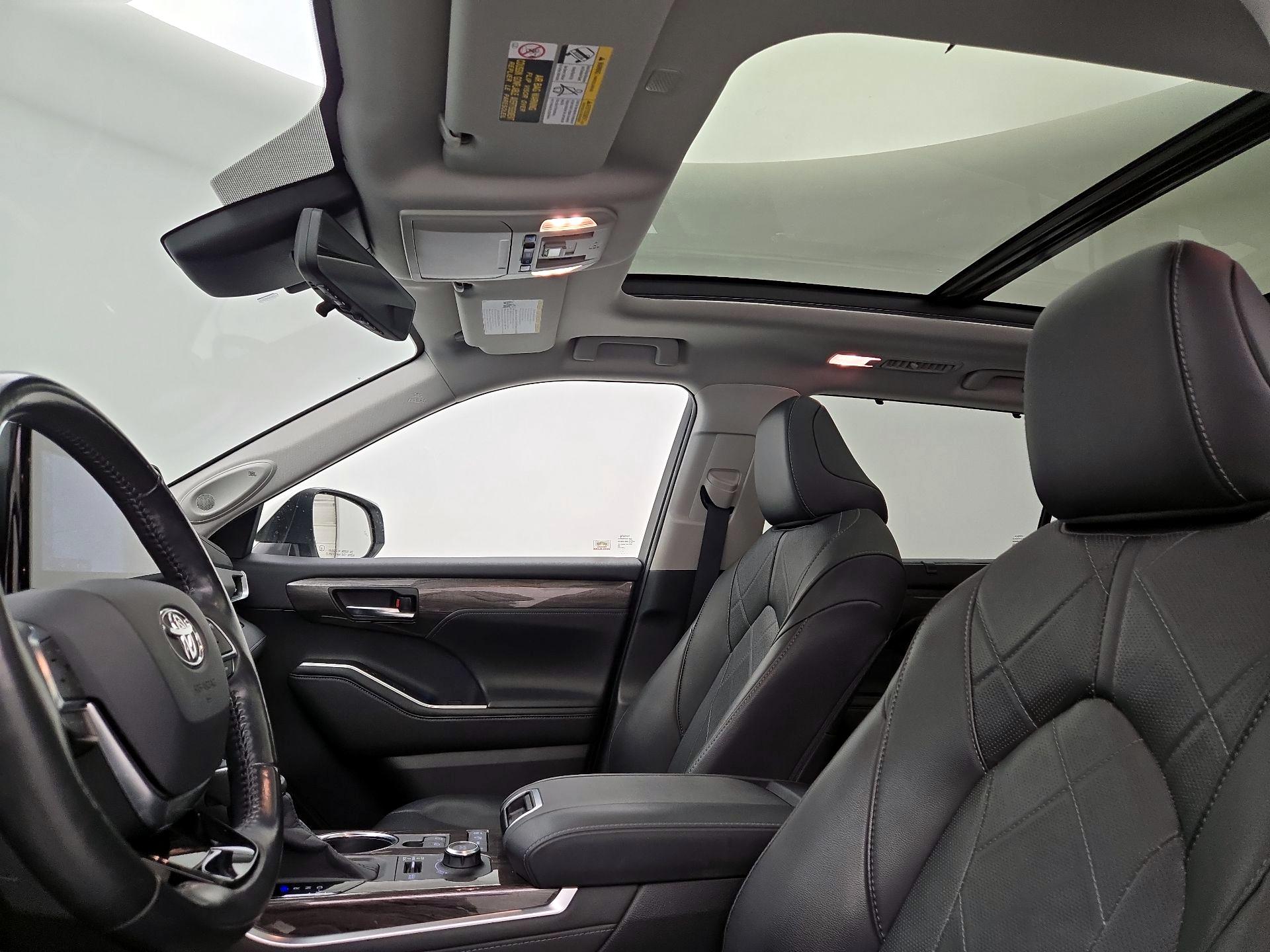 Thumbnail: 2020 Toyota Highlander - 19