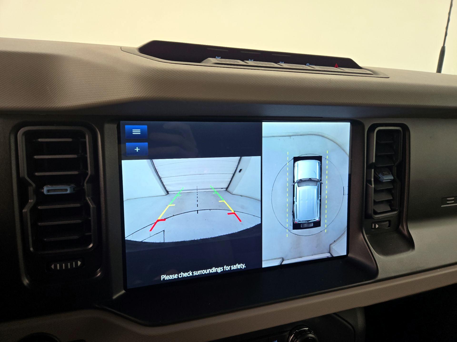 Thumbnail: 2023 Ford Bronco - 15