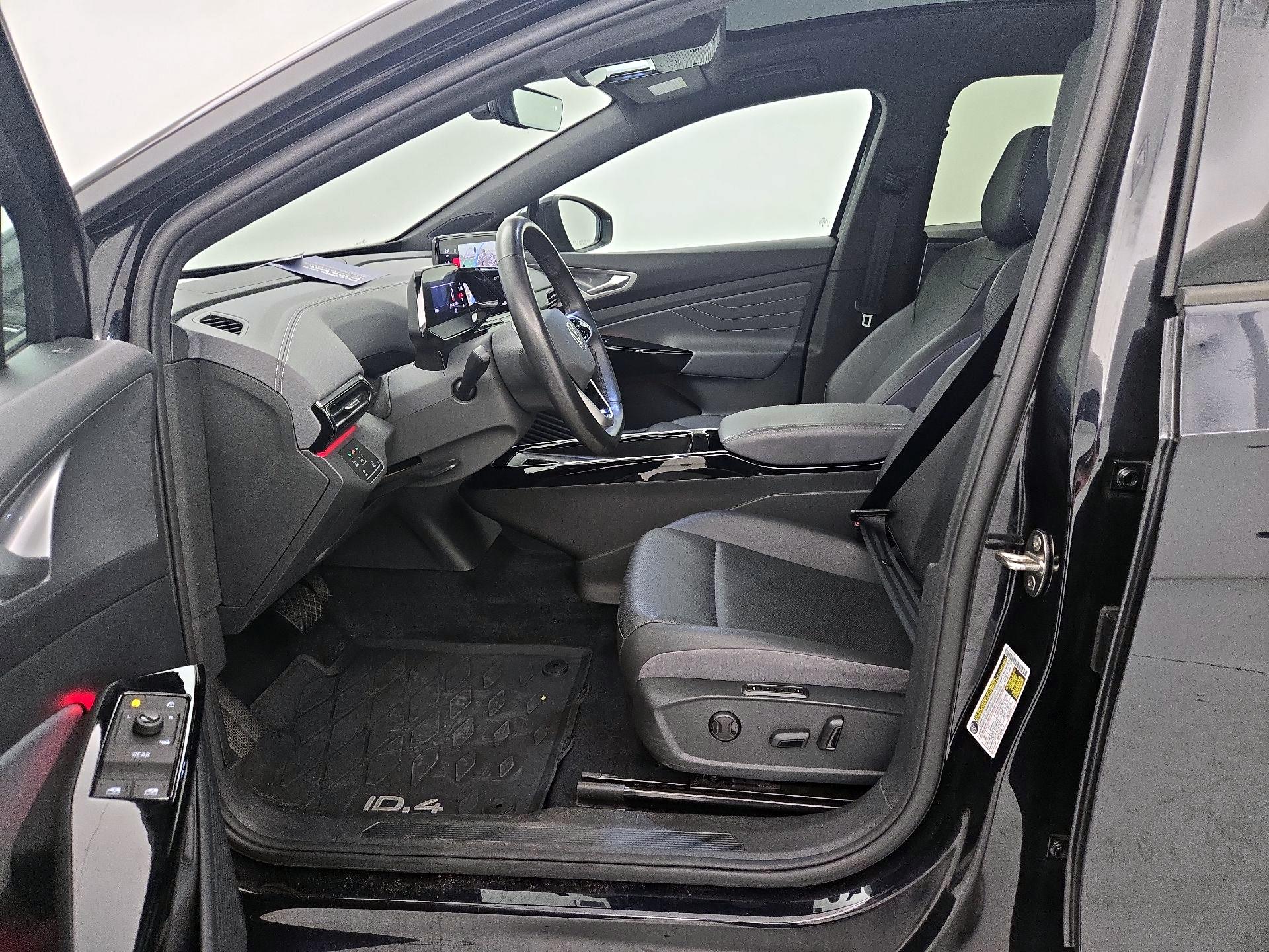 Thumbnail: 2023 Volkswagen ID.4 - 11