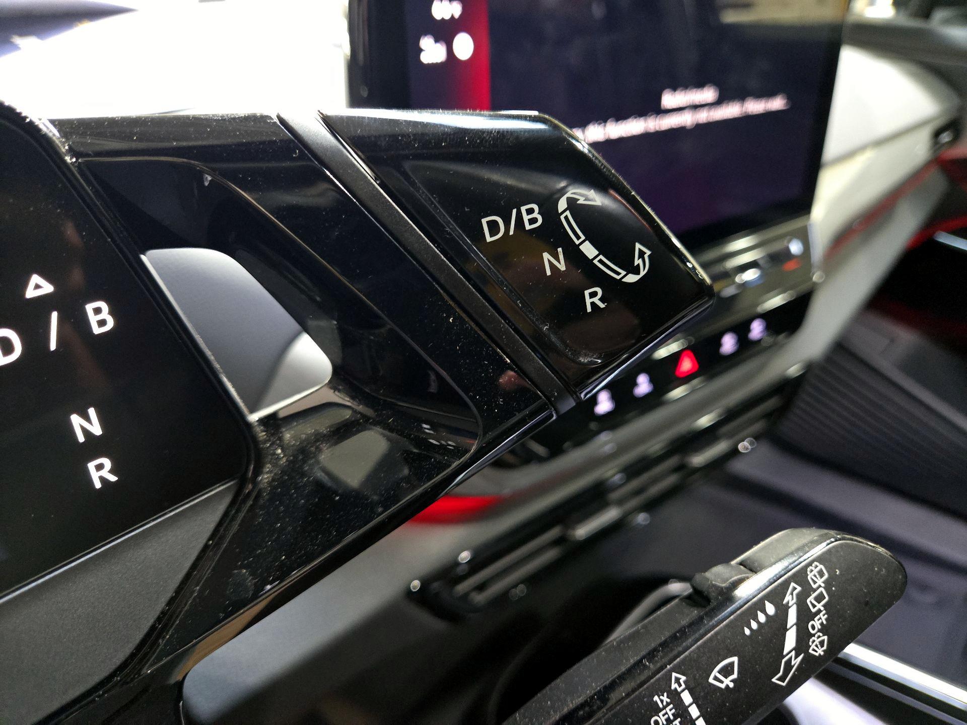 Thumbnail: 2023 Volkswagen ID.4 - 18