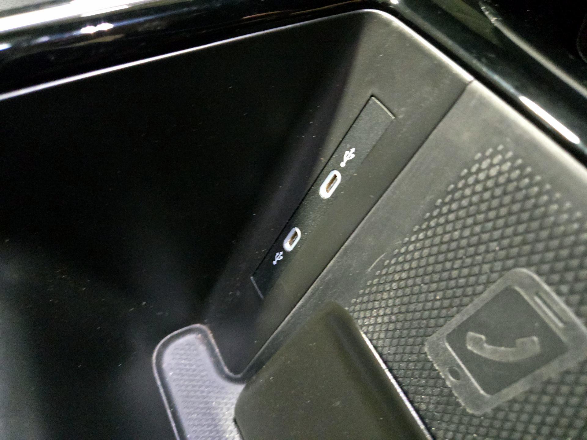 Thumbnail: 2023 Volkswagen ID.4 - 19