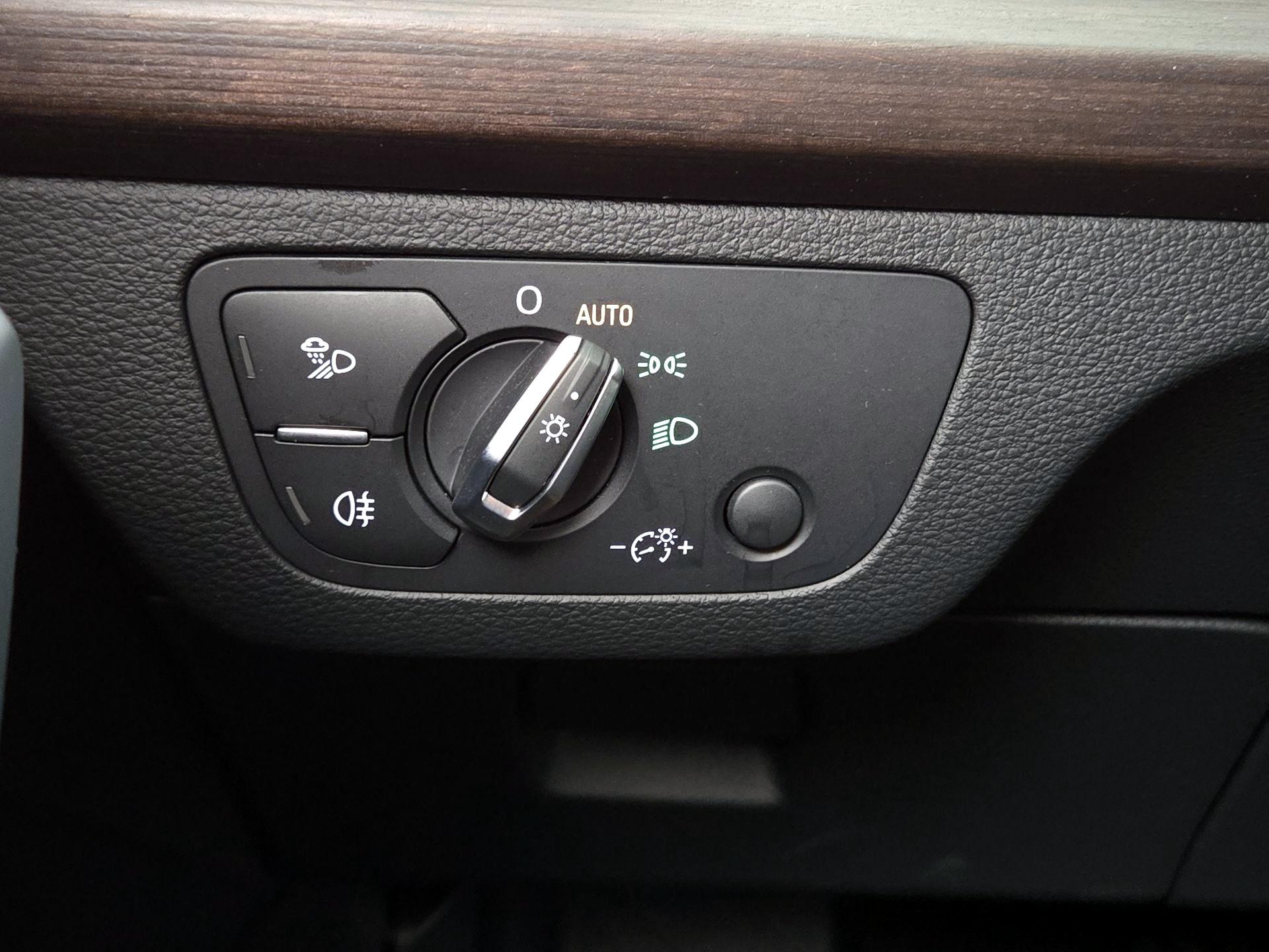 Thumbnail: 2023 Audi Q5 - 13