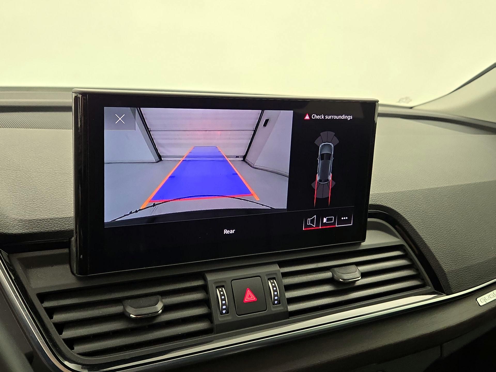 Thumbnail: 2023 Audi Q5 - 14