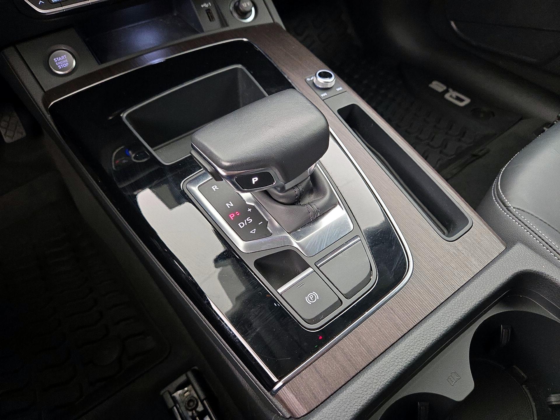 Thumbnail: 2023 Audi Q5 - 17